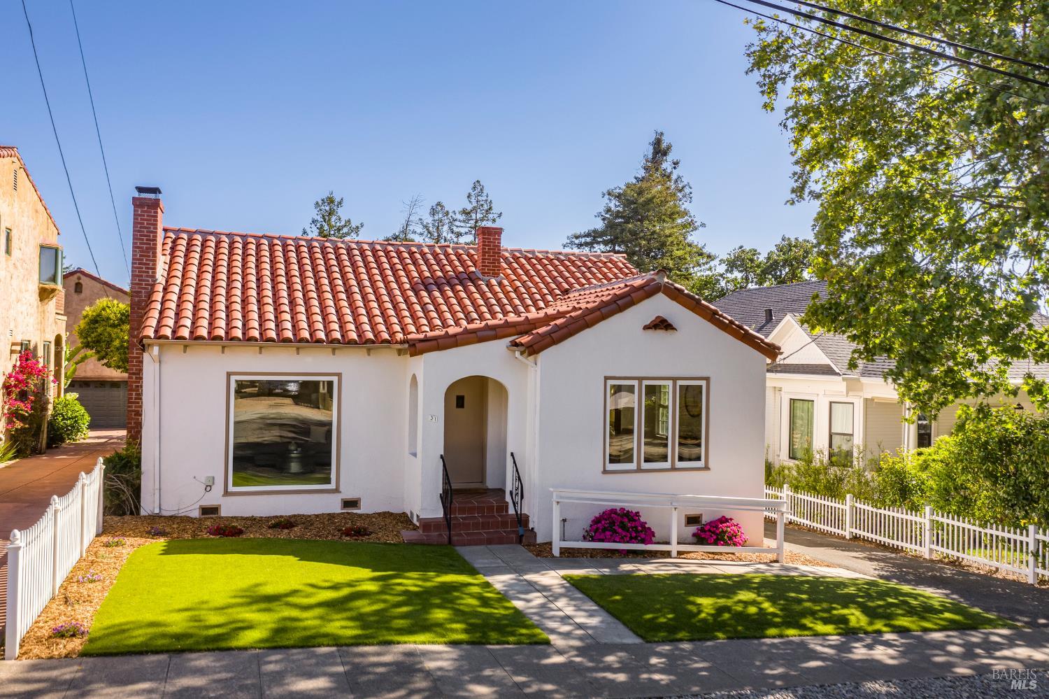 Detail Gallery Image 47 of 52 For 31 Laurel Ave, Petaluma,  CA 94952 - 2 Beds | 1/1 Baths