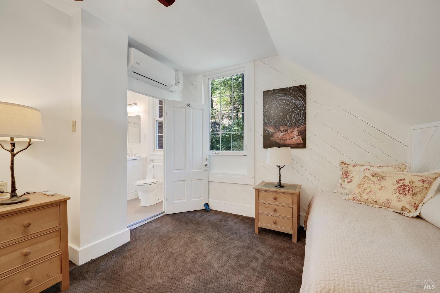 Detail Gallery Image 20 of 53 For 1423 Foothill Blvd, Calistoga,  CA 94515 - 8 Beds | 5 Baths