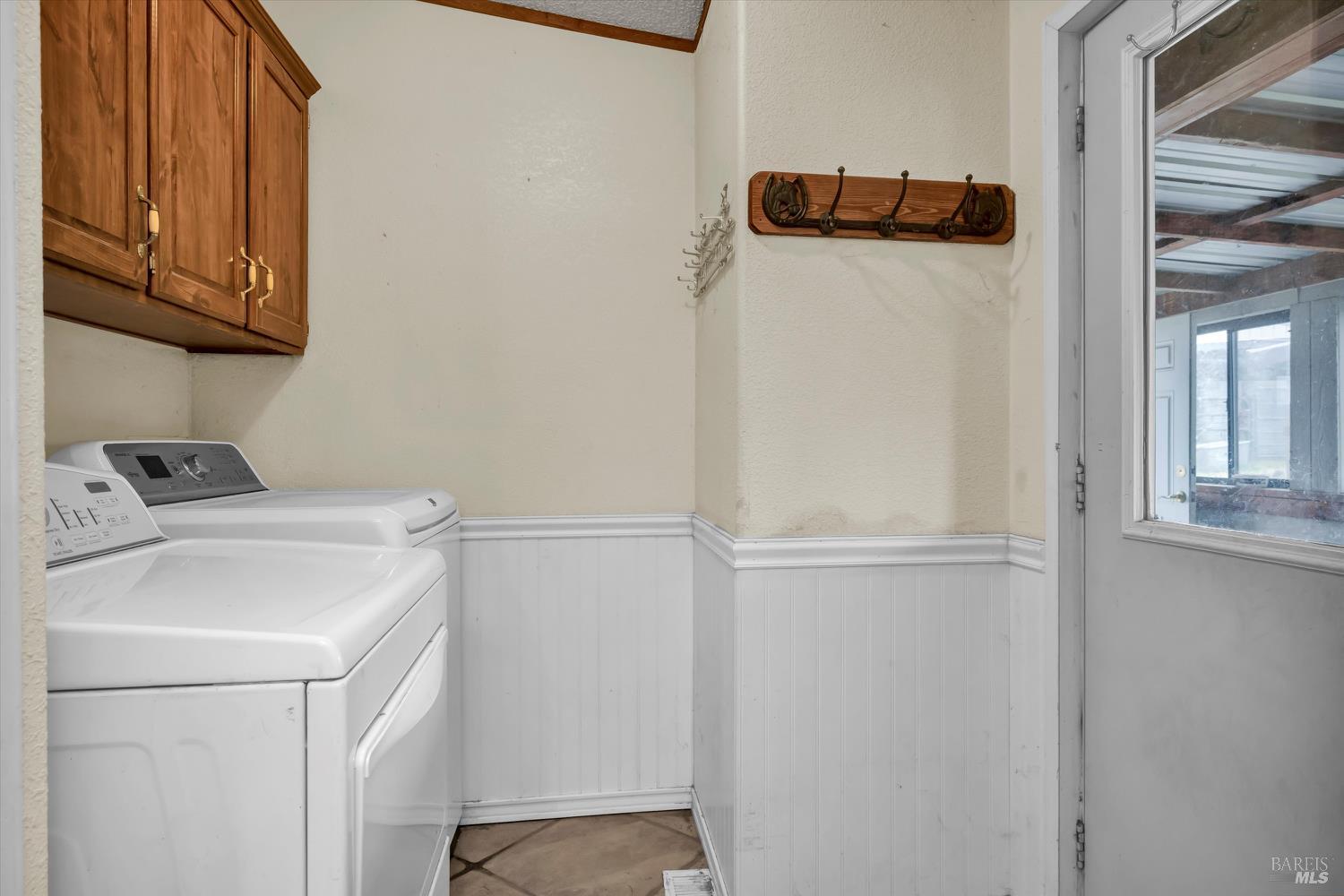 Detail Gallery Image 14 of 46 For 4538 Hill Rd, Lakeport,  CA 95453 - 2 Beds | 2 Baths