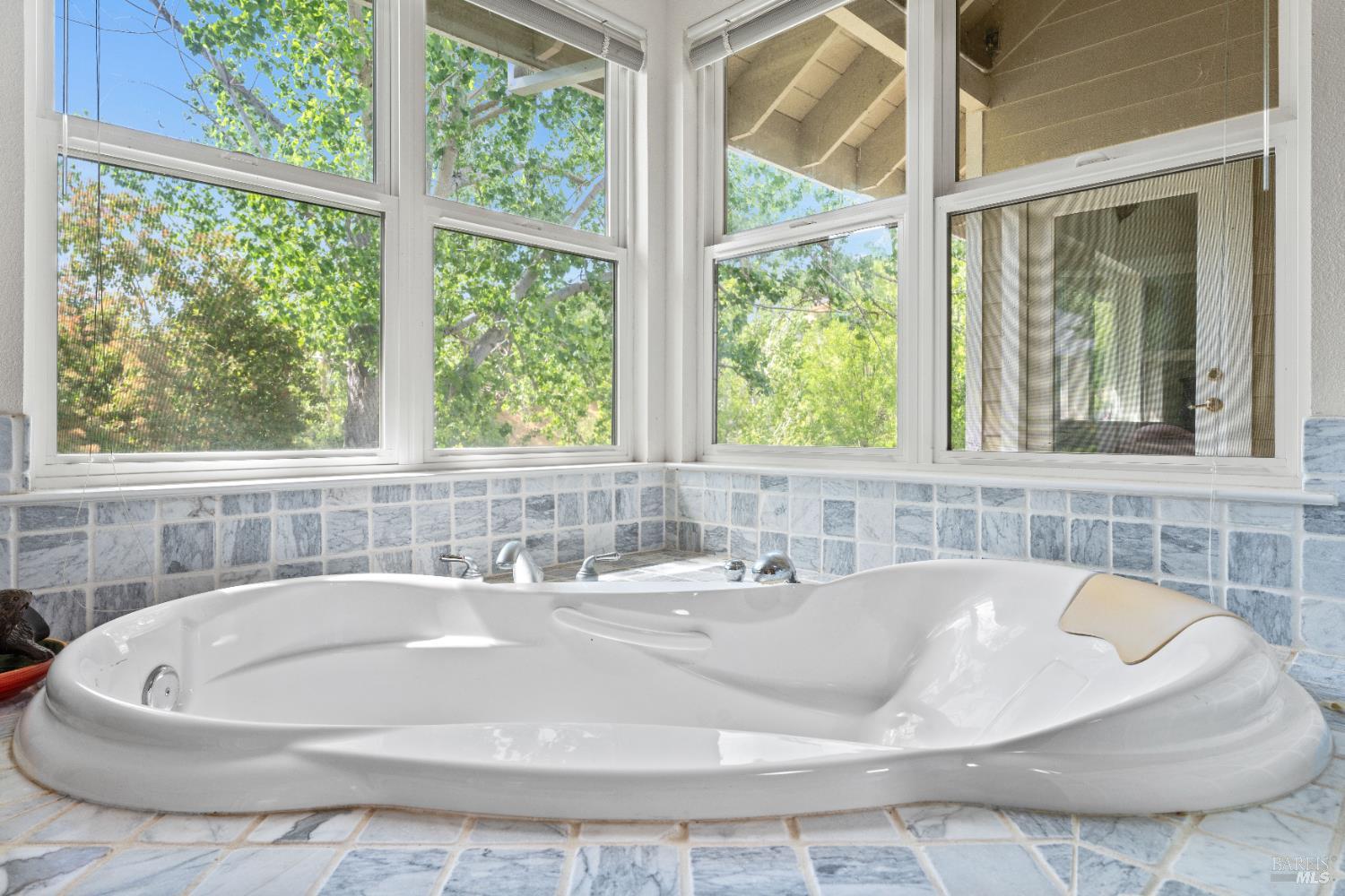 Detail Gallery Image 18 of 55 For 5081 Highway 175 Unkn, Hopland,  CA 95449 - 3 Beds | 2 Baths