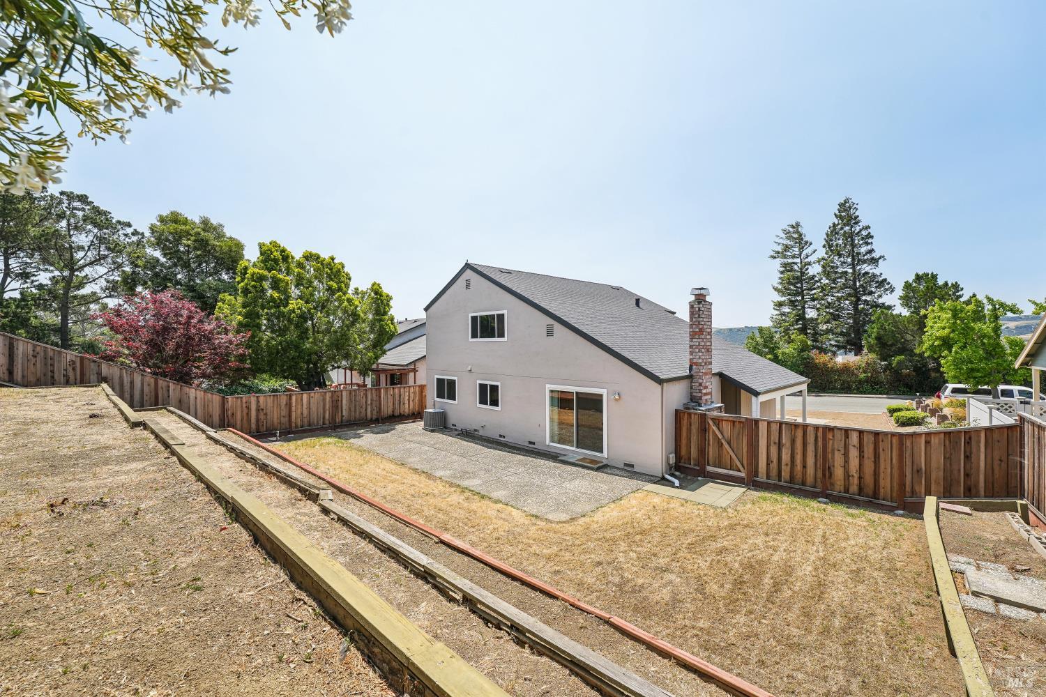 Detail Gallery Image 42 of 45 For 543 Sandy Way, Benicia,  CA 94510 - 4 Beds | 3 Baths