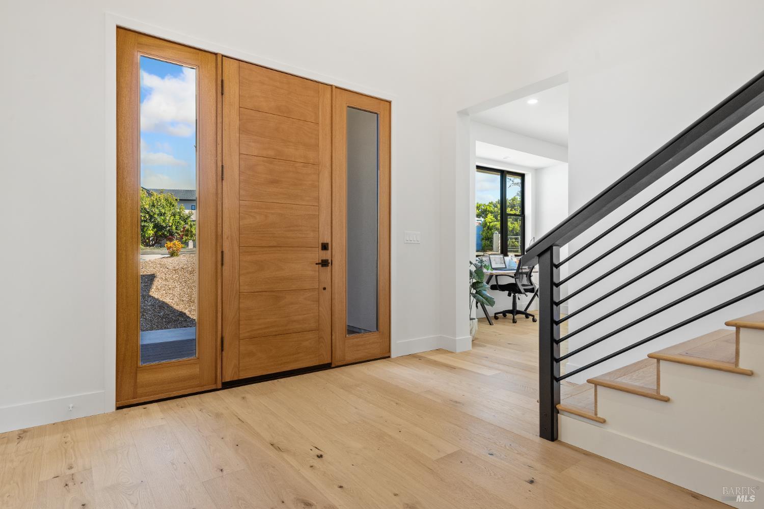 Detail Gallery Image 31 of 33 For 2012 Eagle Ct, Santa Rosa,  CA 95403 - 5 Beds | 4/1 Baths