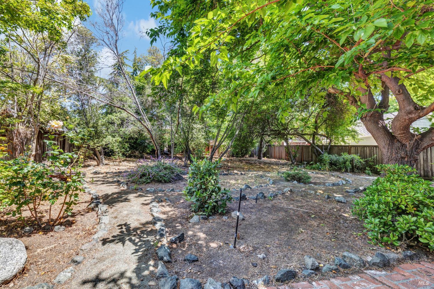Detail Gallery Image 43 of 45 For 845 W K St, Benicia,  CA 94510 - 3 Beds | 2 Baths
