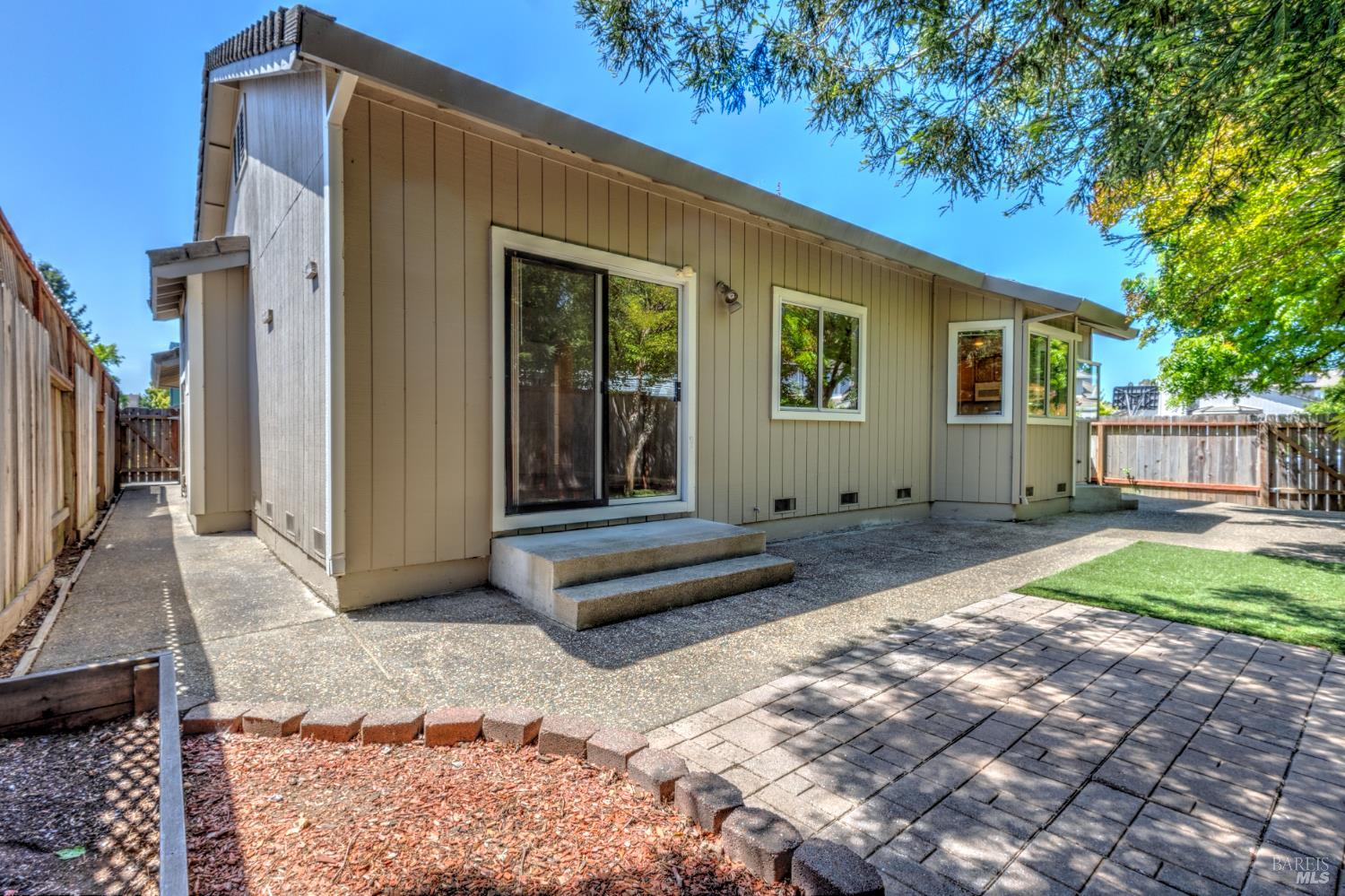 Detail Gallery Image 33 of 40 For 2269 Dancing Penny Way, Santa Rosa,  CA 95403 - 3 Beds | 2 Baths