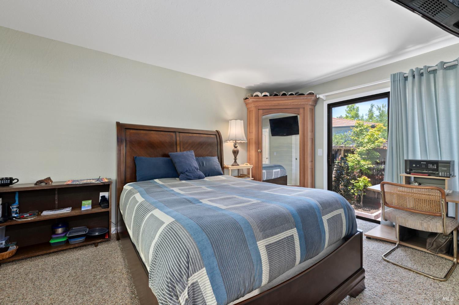 Detail Gallery Image 21 of 36 For 3376 Parker Hill Rd, Santa Rosa,  CA 95404 - 3 Beds | 3 Baths