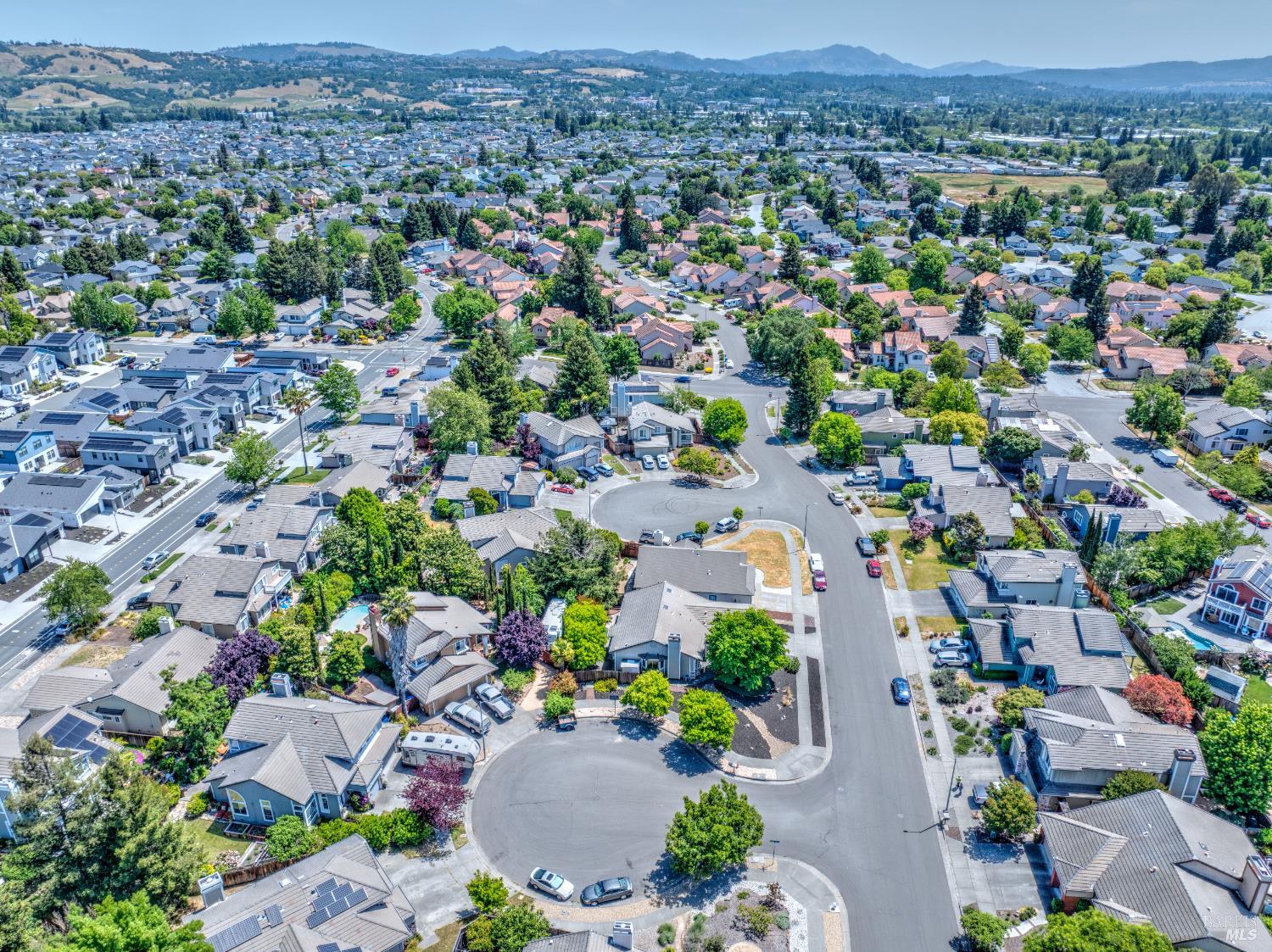 Detail Gallery Image 37 of 40 For 2269 Dancing Penny Way, Santa Rosa,  CA 95403 - 3 Beds | 2 Baths