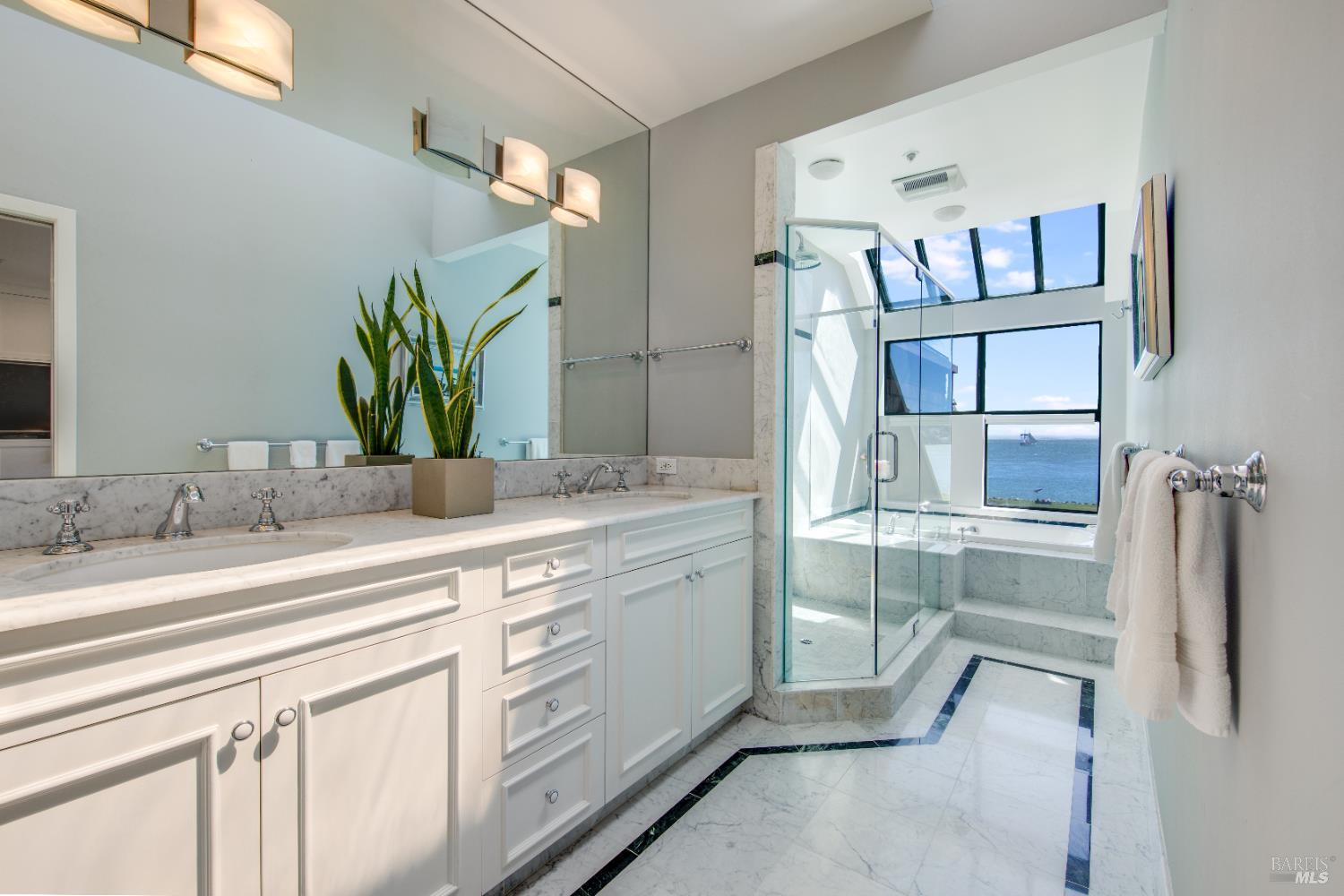 Detail Gallery Image 25 of 46 For 1910 Mar West St, Tiburon,  CA 94920 - 3 Beds | 2/1 Baths