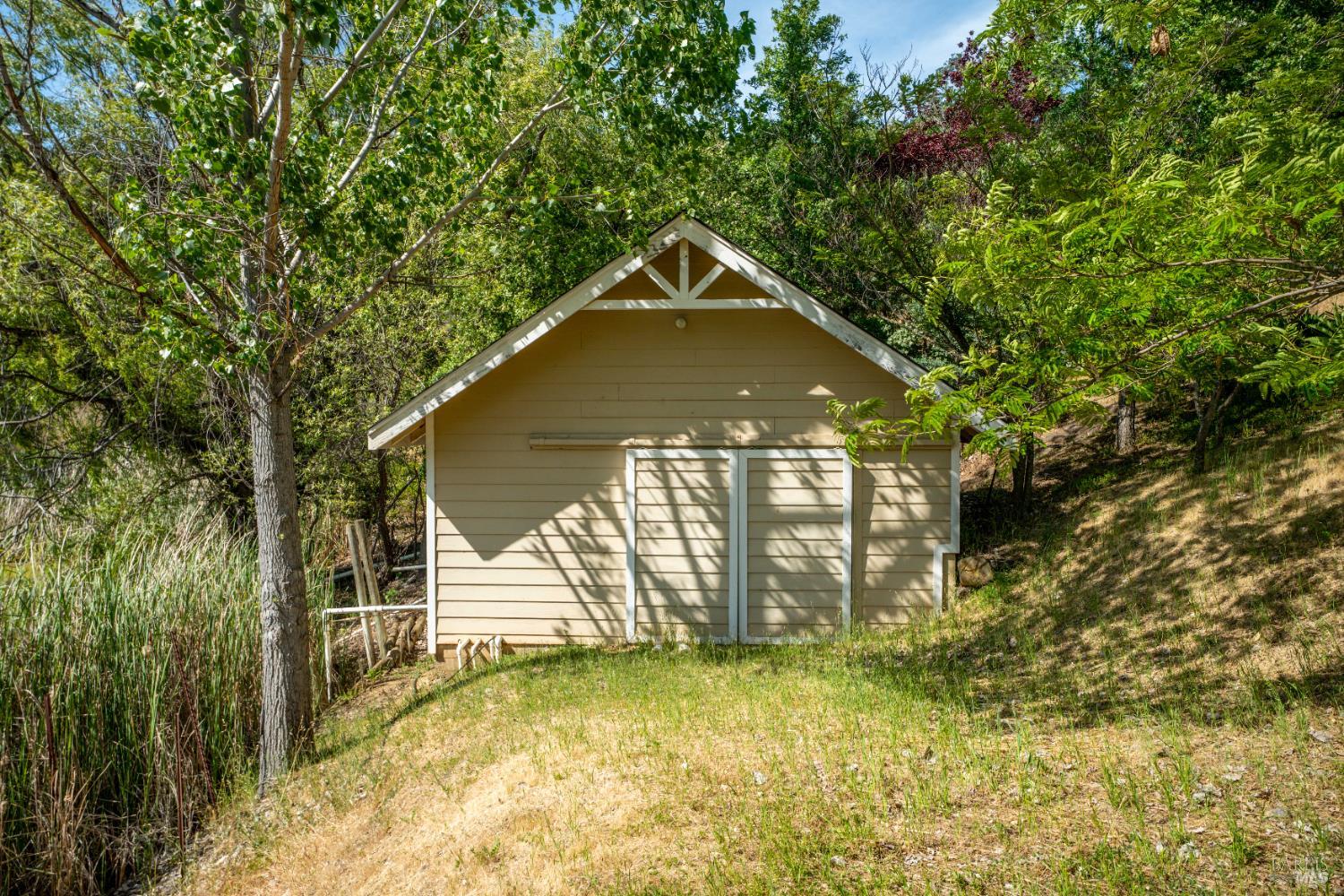 Detail Gallery Image 39 of 55 For 5081 Highway 175 Unkn, Hopland,  CA 95449 - 3 Beds | 2 Baths