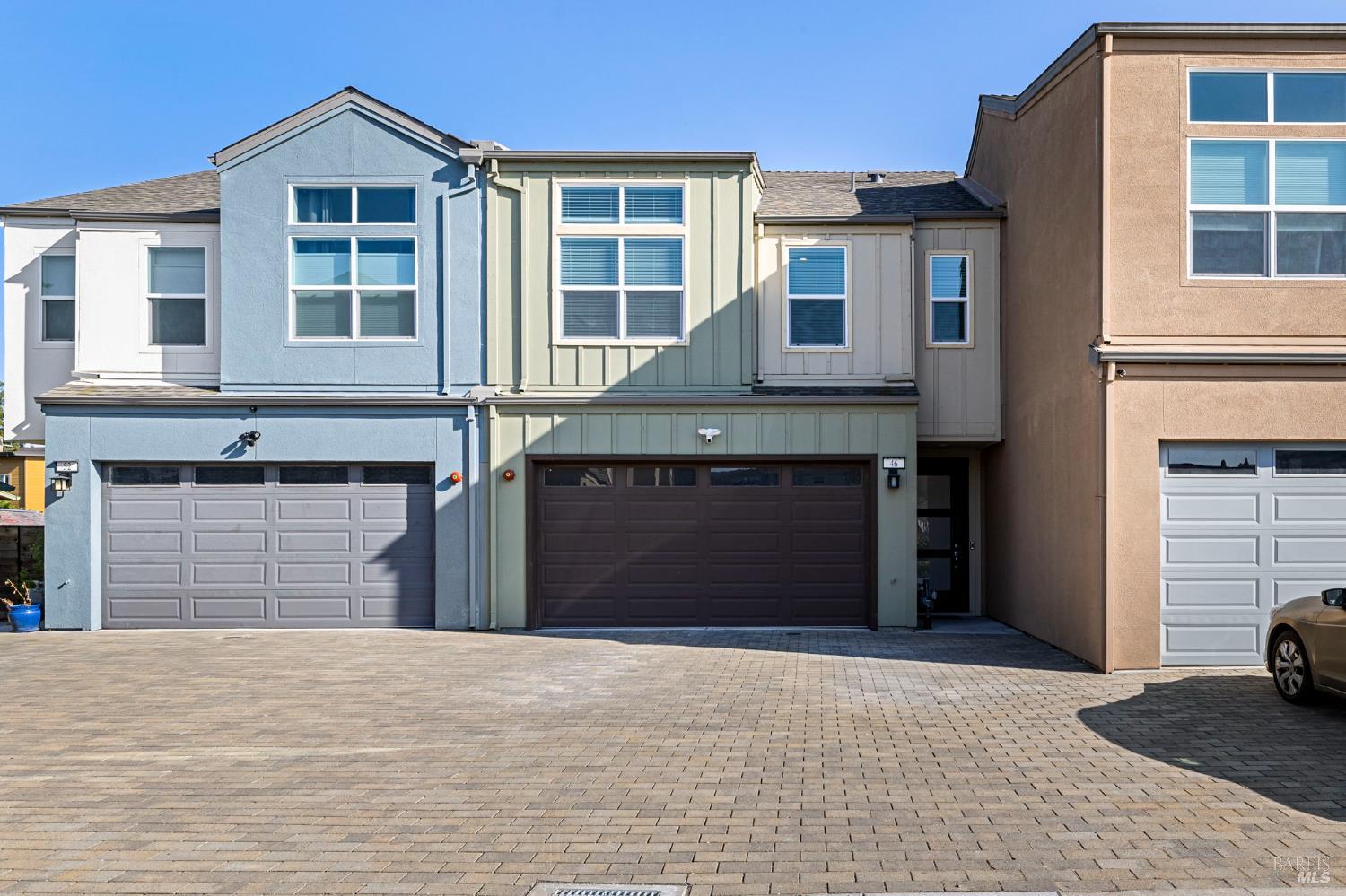 Detail Gallery Image 2 of 50 For 46 Birch Haven Way, Santa Rosa,  CA 95407 - 4 Beds | 2/1 Baths