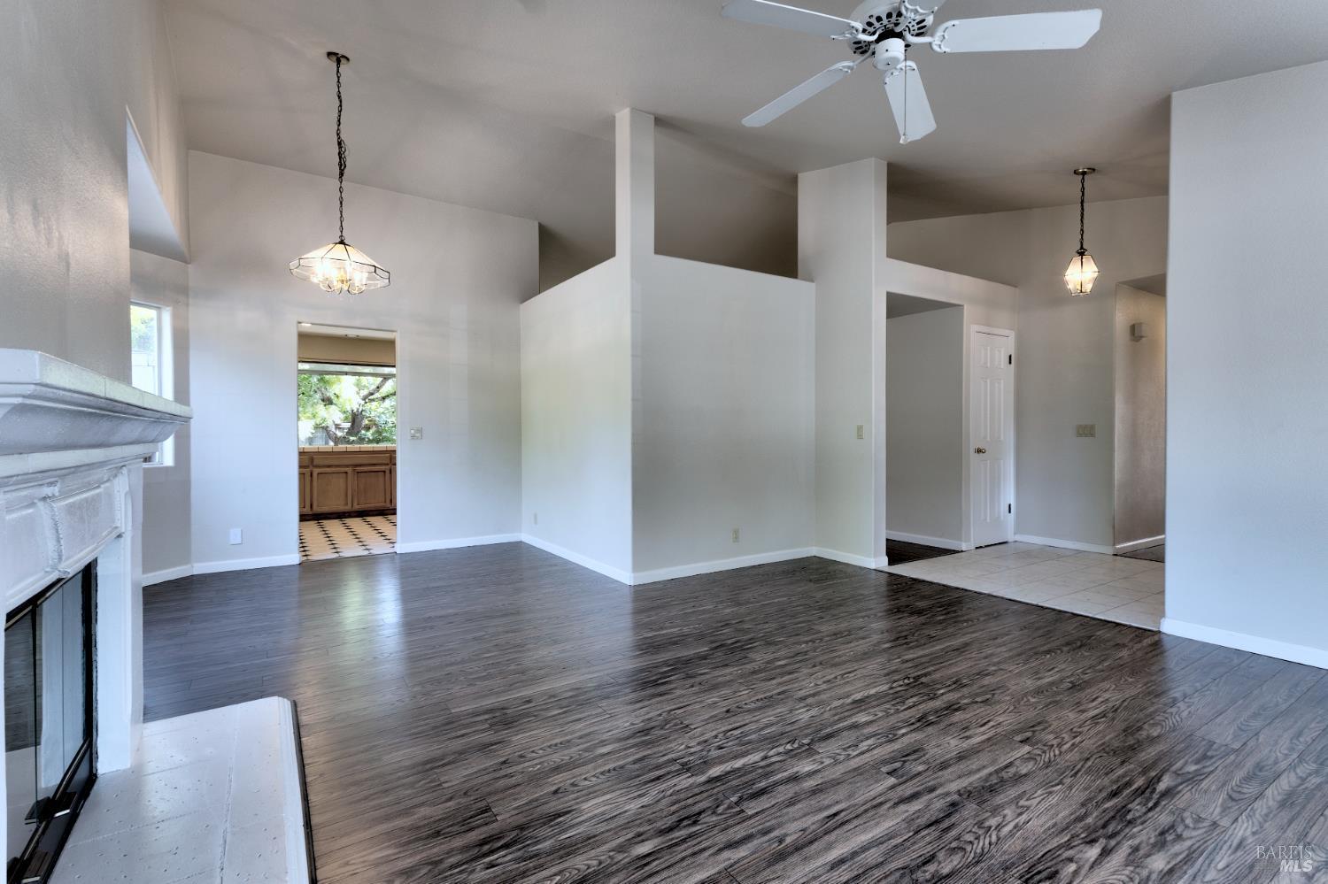 Detail Gallery Image 17 of 40 For 2269 Dancing Penny Way, Santa Rosa,  CA 95403 - 3 Beds | 2 Baths