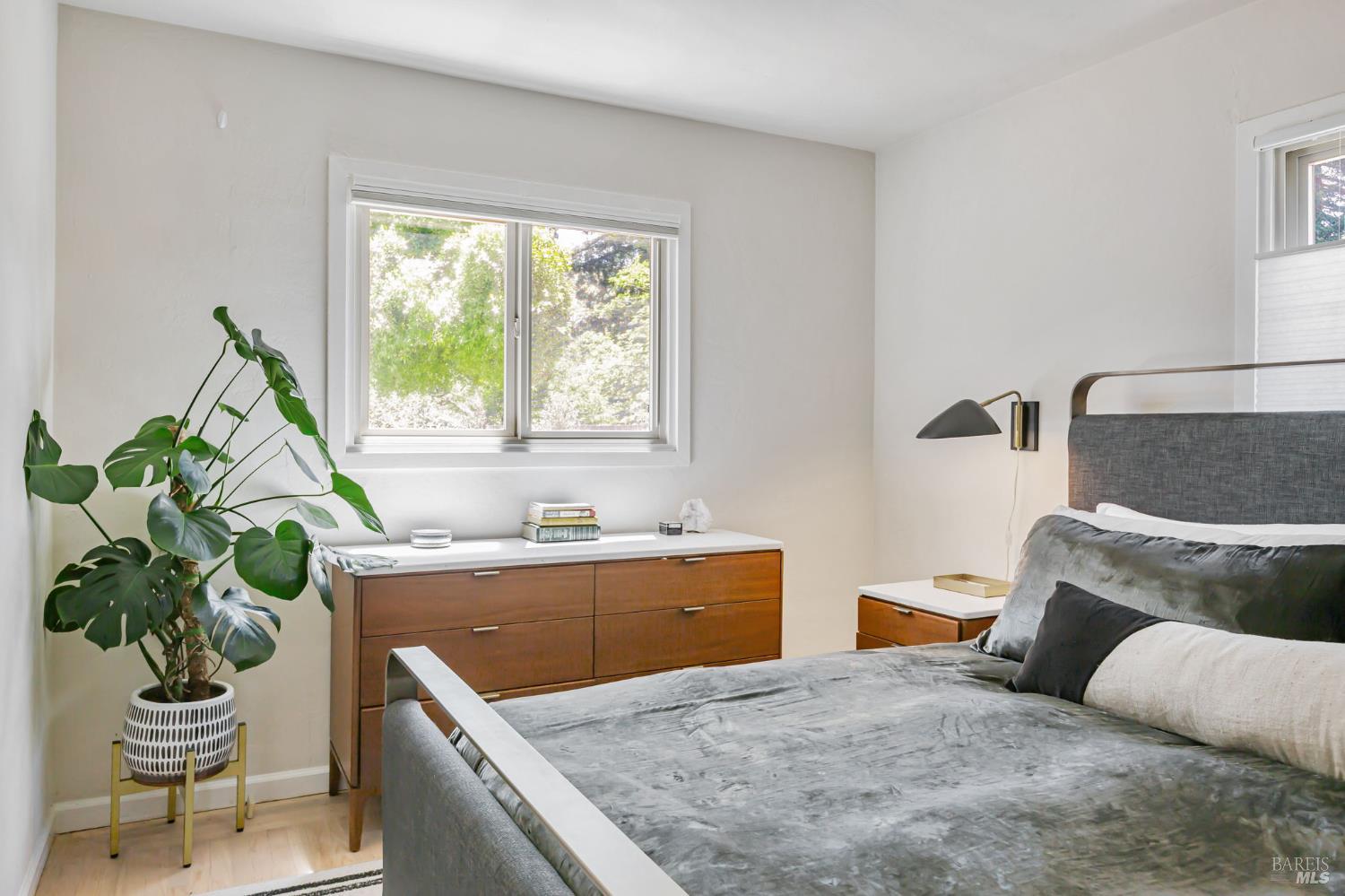 Detail Gallery Image 34 of 47 For 836 Wilmac Ave, Novato,  CA 94947 - 3 Beds | 1/1 Baths