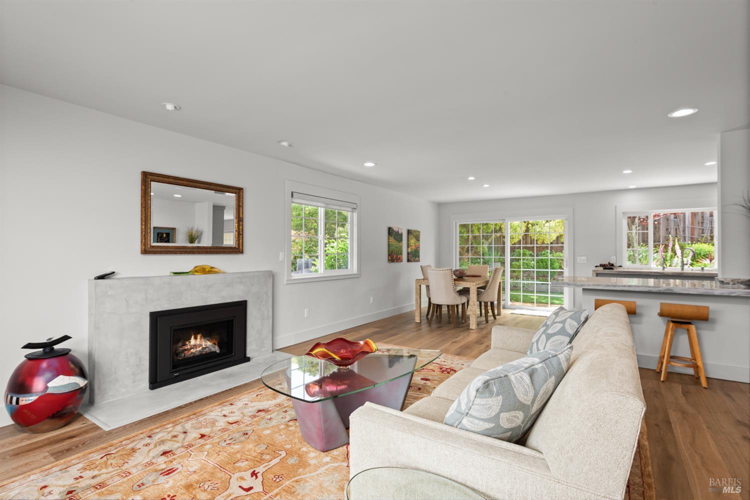 Detail Gallery Image 3 of 42 For 7362 Oakmont Dr, Santa Rosa,  CA 95409 - 2 Beds | 2 Baths