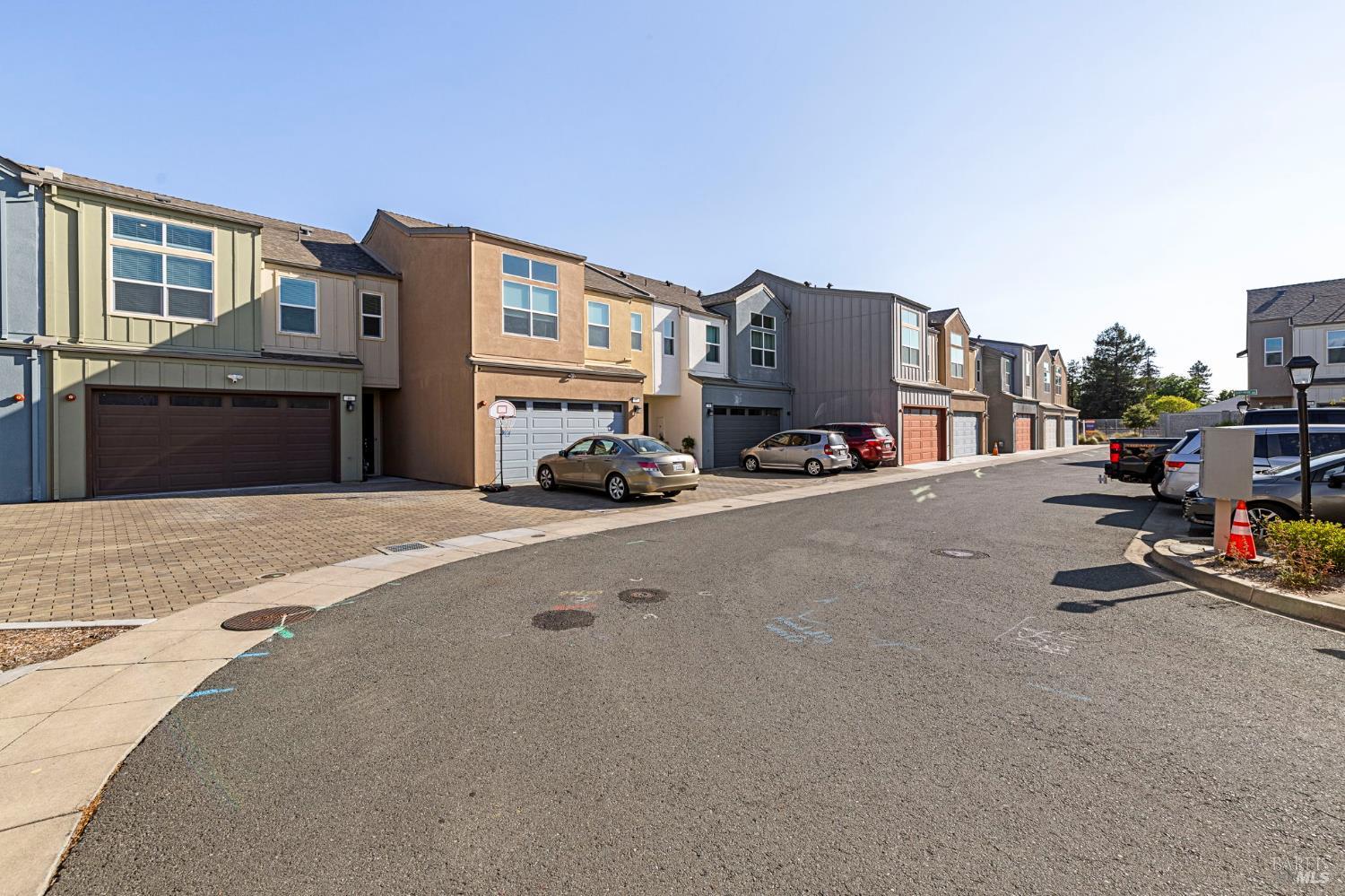 Detail Gallery Image 4 of 50 For 46 Birch Haven Way, Santa Rosa,  CA 95407 - 4 Beds | 2/1 Baths