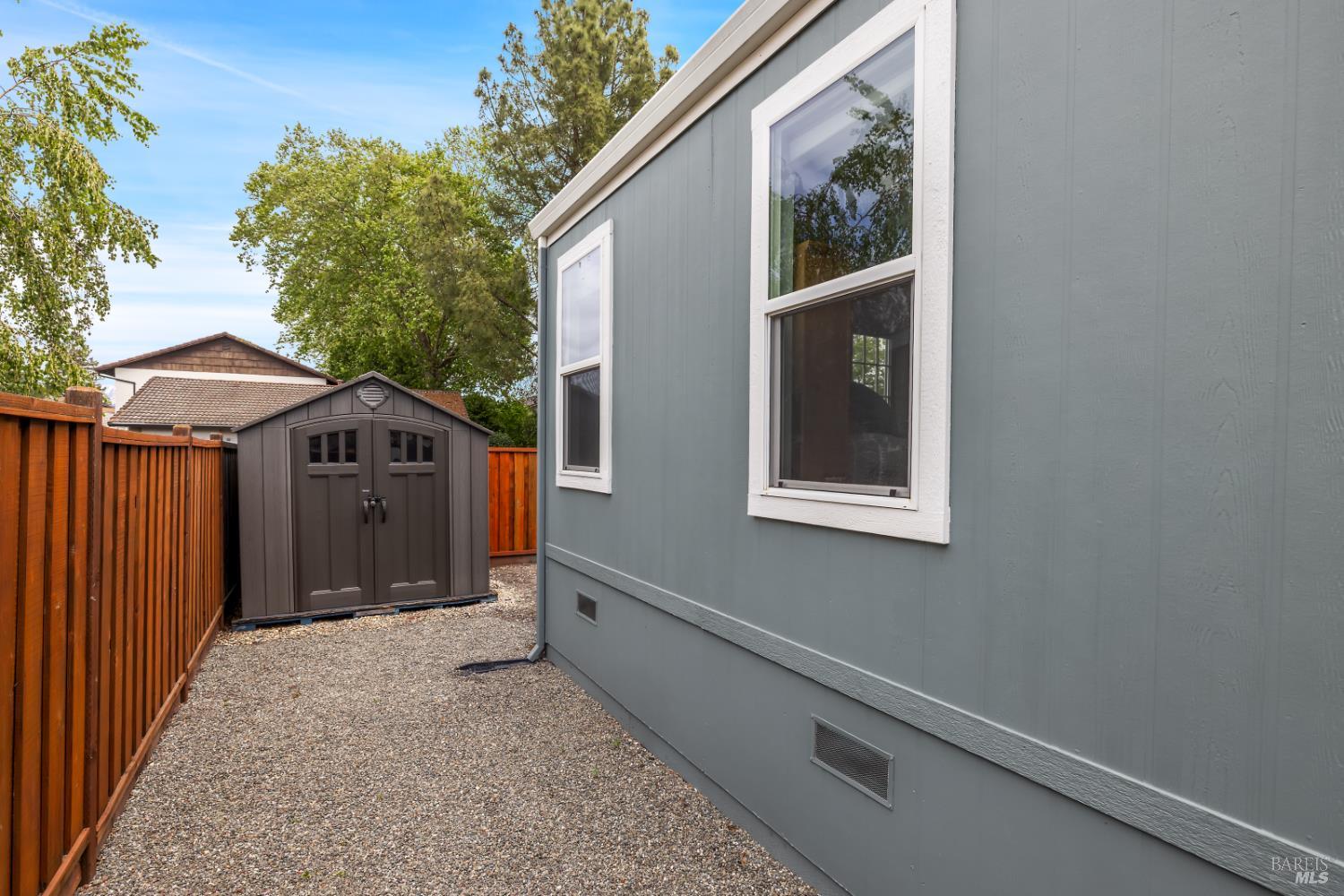 Detail Gallery Image 39 of 51 For 25 Walnut Cir, Rohnert Park,  CA 94928 - 3 Beds | 2 Baths