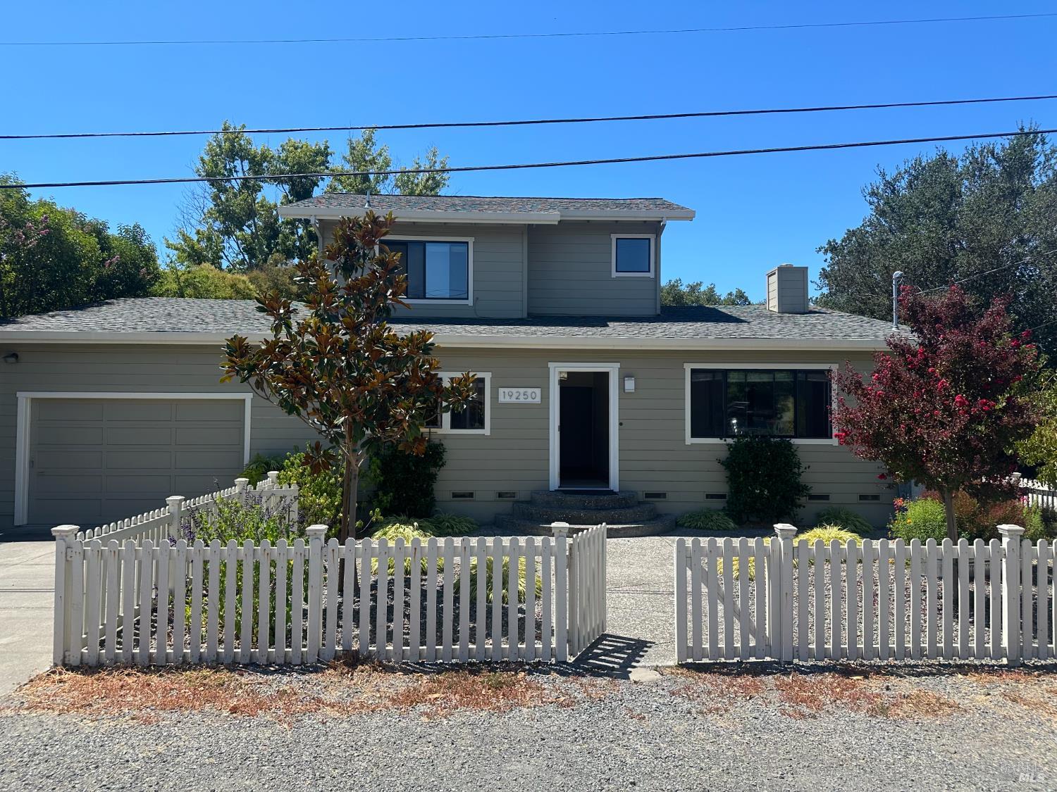 Detail Gallery Image 1 of 30 For 19250 Hickory St, El Verano,  CA 95476 - 3 Beds | 2 Baths