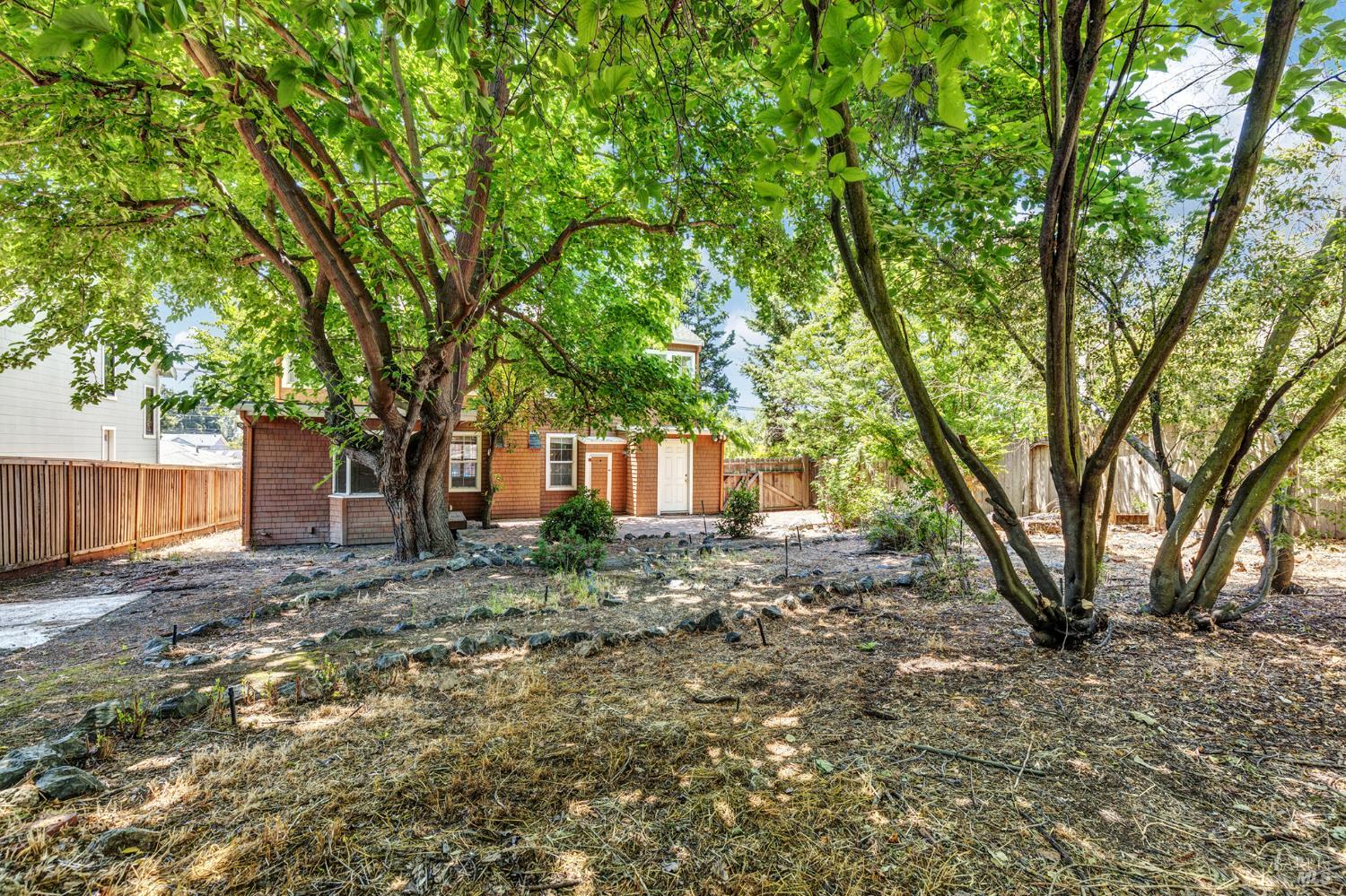Detail Gallery Image 41 of 45 For 845 W K St, Benicia,  CA 94510 - 3 Beds | 2 Baths