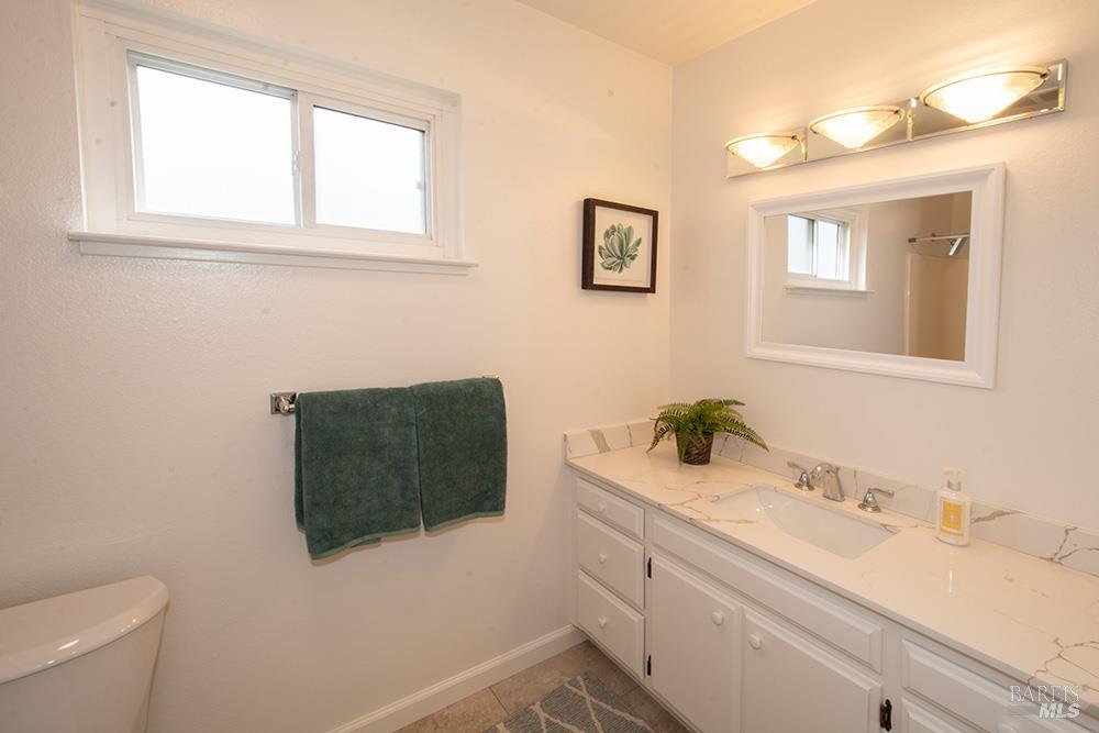 Detail Gallery Image 15 of 20 For 293 Siesta Way, Sonoma,  CA 95476 - 3 Beds | 2 Baths