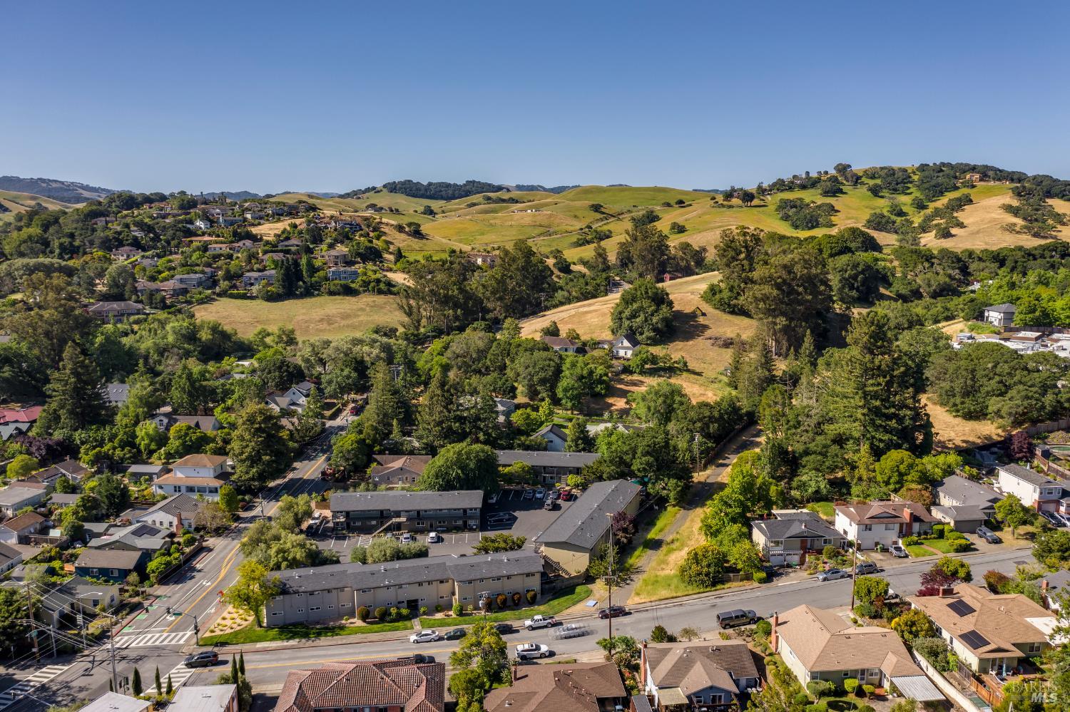 Detail Gallery Image 44 of 52 For 31 Laurel Ave, Petaluma,  CA 94952 - 2 Beds | 1/1 Baths