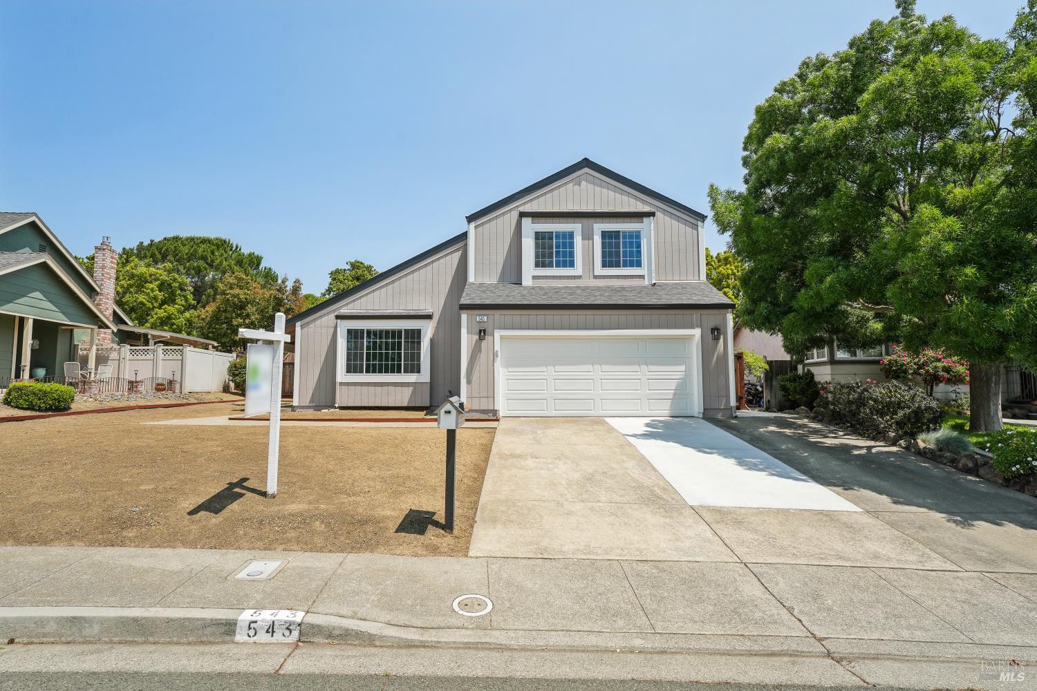 Detail Gallery Image 4 of 45 For 543 Sandy Way, Benicia,  CA 94510 - 4 Beds | 3 Baths