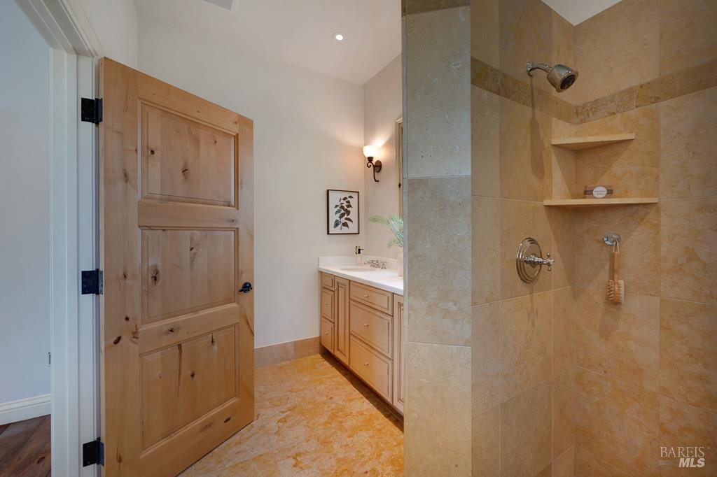 Detail Gallery Image 53 of 62 For Address Is Not Disclosed, Healdsburg,  CA 95448 - 3 Beds | 3/3 Baths