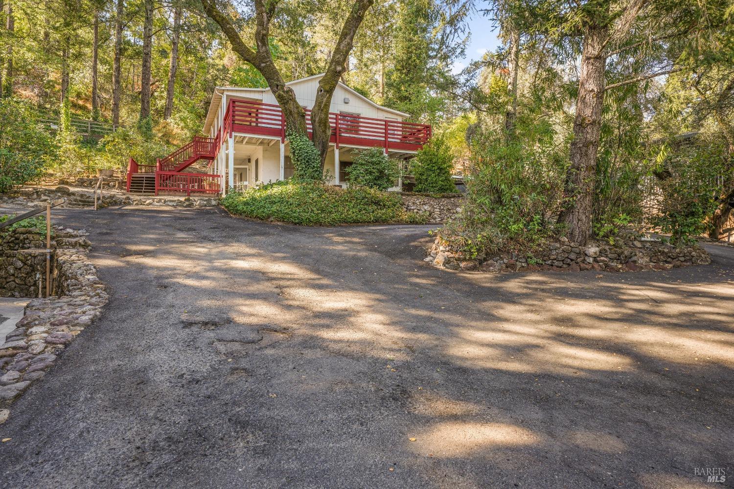 Detail Gallery Image 50 of 53 For 1423 Foothill Blvd, Calistoga,  CA 94515 - 8 Beds | 5 Baths