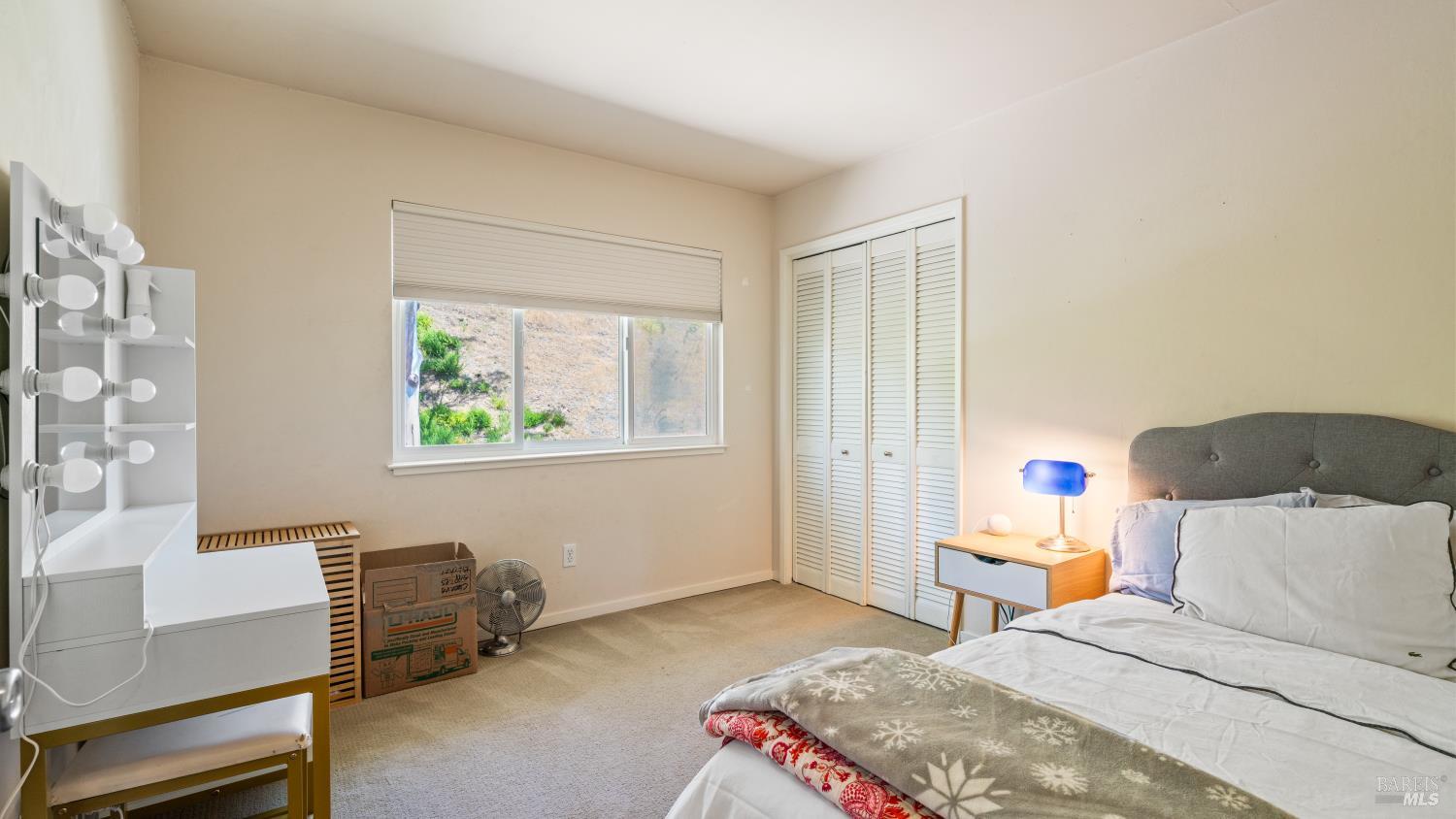 Detail Gallery Image 16 of 39 For 9 Endeavor Cv, Corte Madera,  CA 94925 - 3 Beds | 2/1 Baths