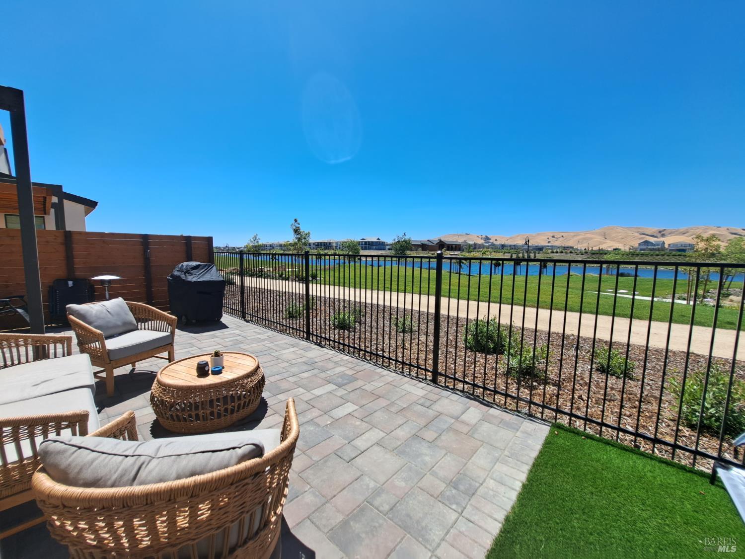 Detail Gallery Image 30 of 43 For 2373 Waterside Dr, Fairfield,  CA 94533 - 4 Beds | 3 Baths