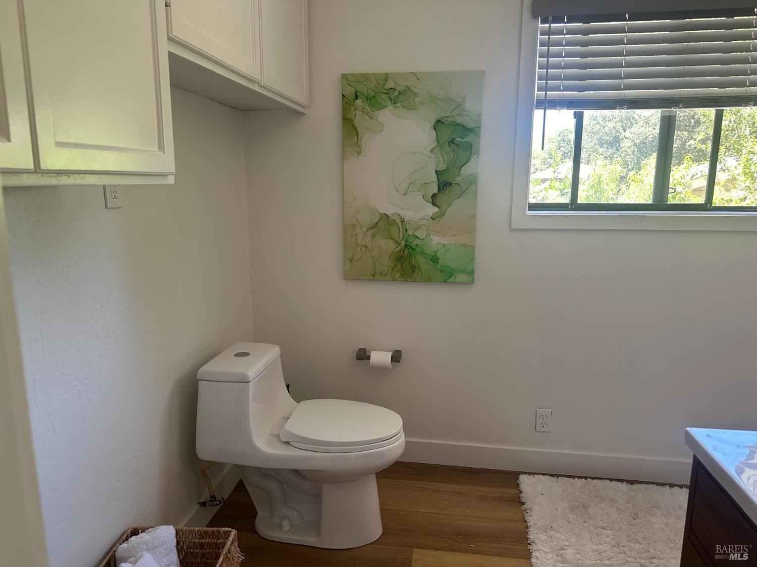 Detail Gallery Image 15 of 30 For 19250 Hickory St, El Verano,  CA 95476 - 3 Beds | 2 Baths