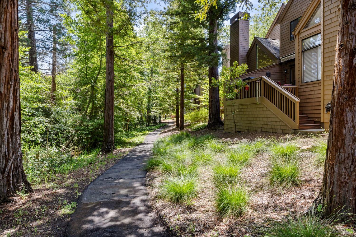 Detail Gallery Image 32 of 36 For 3376 Parker Hill Rd, Santa Rosa,  CA 95404 - 3 Beds | 3 Baths