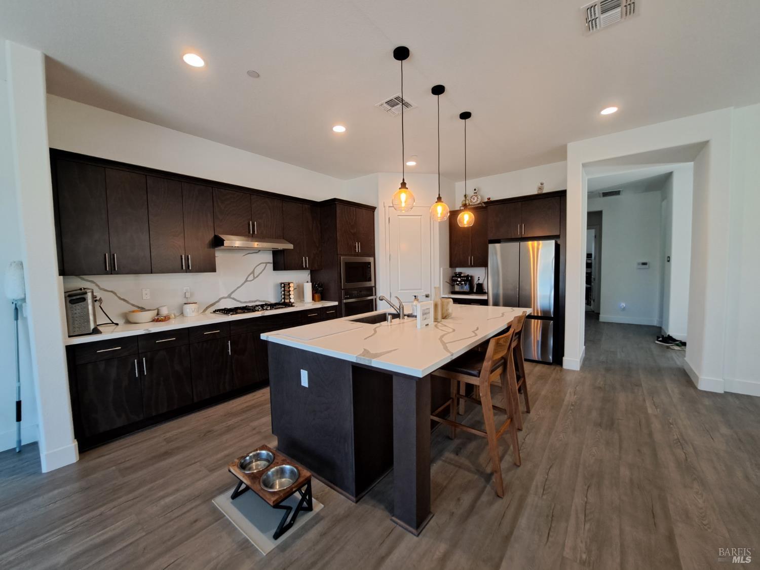 Detail Gallery Image 5 of 43 For 2373 Waterside Dr, Fairfield,  CA 94533 - 4 Beds | 3 Baths