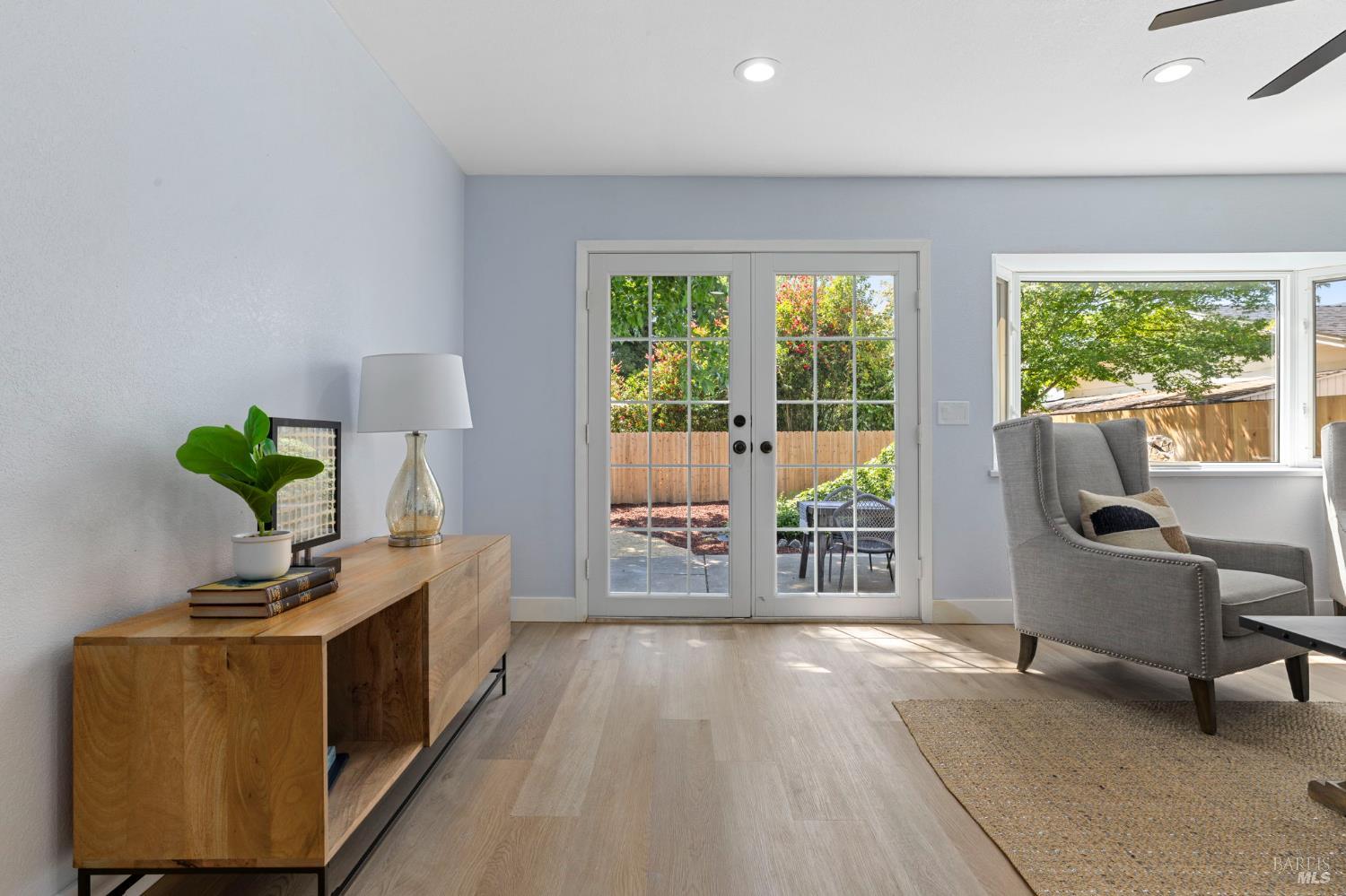 Detail Gallery Image 23 of 47 For 1007 Harold Ln, Healdsburg,  CA 95448 - 4 Beds | 2 Baths