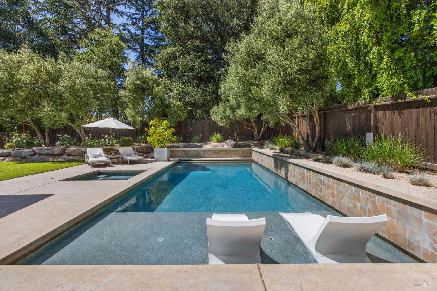 Detail Gallery Image 42 of 71 For 1040 Rose Dr, Napa,  CA 94558 - 5 Beds | 4 Baths