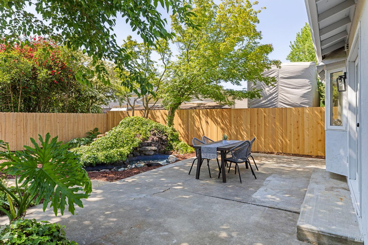 Detail Gallery Image 39 of 47 For 1007 Harold Ln, Healdsburg,  CA 95448 - 4 Beds | 2 Baths