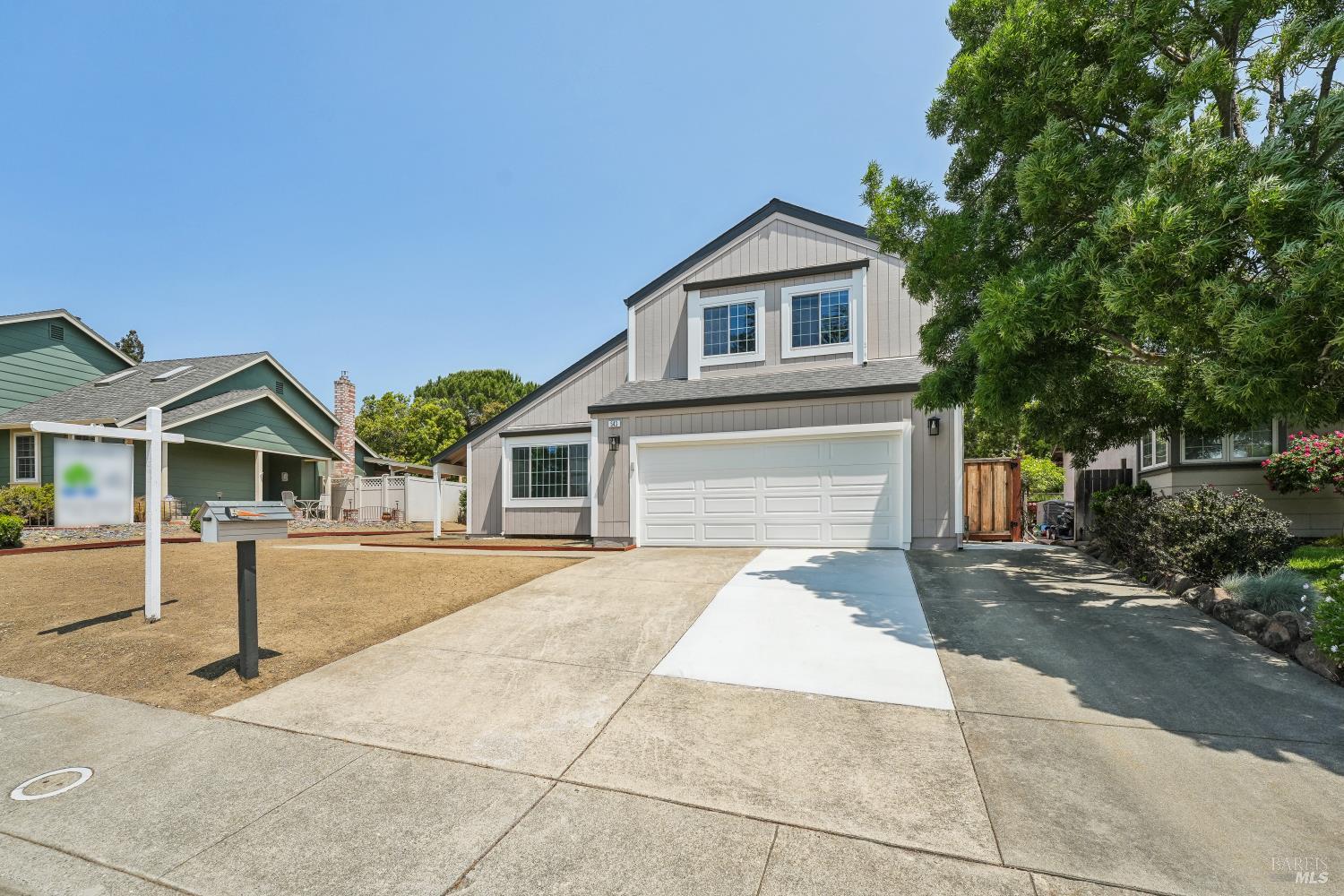 Detail Gallery Image 5 of 45 For 543 Sandy Way, Benicia,  CA 94510 - 4 Beds | 3 Baths