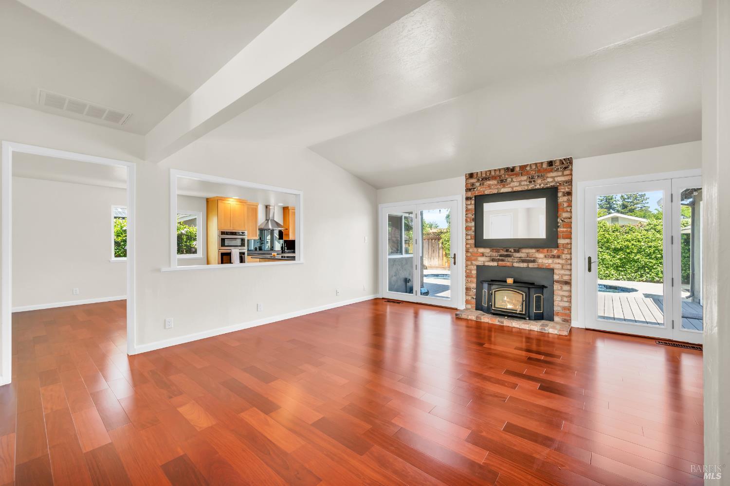 Detail Gallery Image 7 of 33 For 3730 Ruston Ln, Napa,  CA 94558 - 4 Beds | 2 Baths