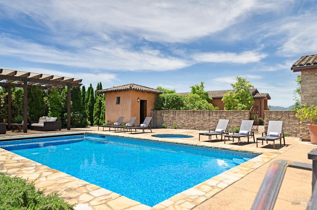 Detail Gallery Image 32 of 62 For Address Is Not Disclosed, Healdsburg,  CA 95448 - 3 Beds | 3/3 Baths