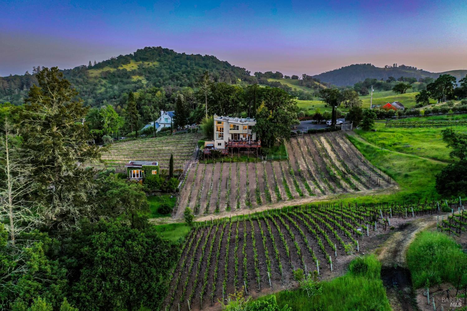 Detail Gallery Image 62 of 69 For 4982 W Soda Rock Ln, Healdsburg,  CA 95448 - 4 Beds | 3/1 Baths