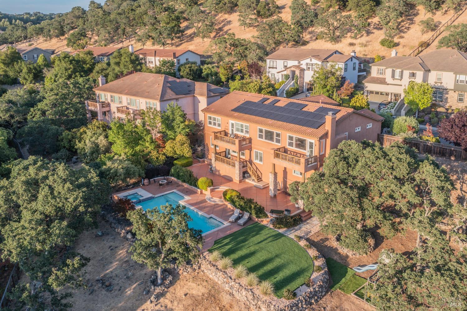 Detail Gallery Image 54 of 57 For 819 Bridle Ridge Dr, Fairfield,  CA 94534 - 4 Beds | 5 Baths