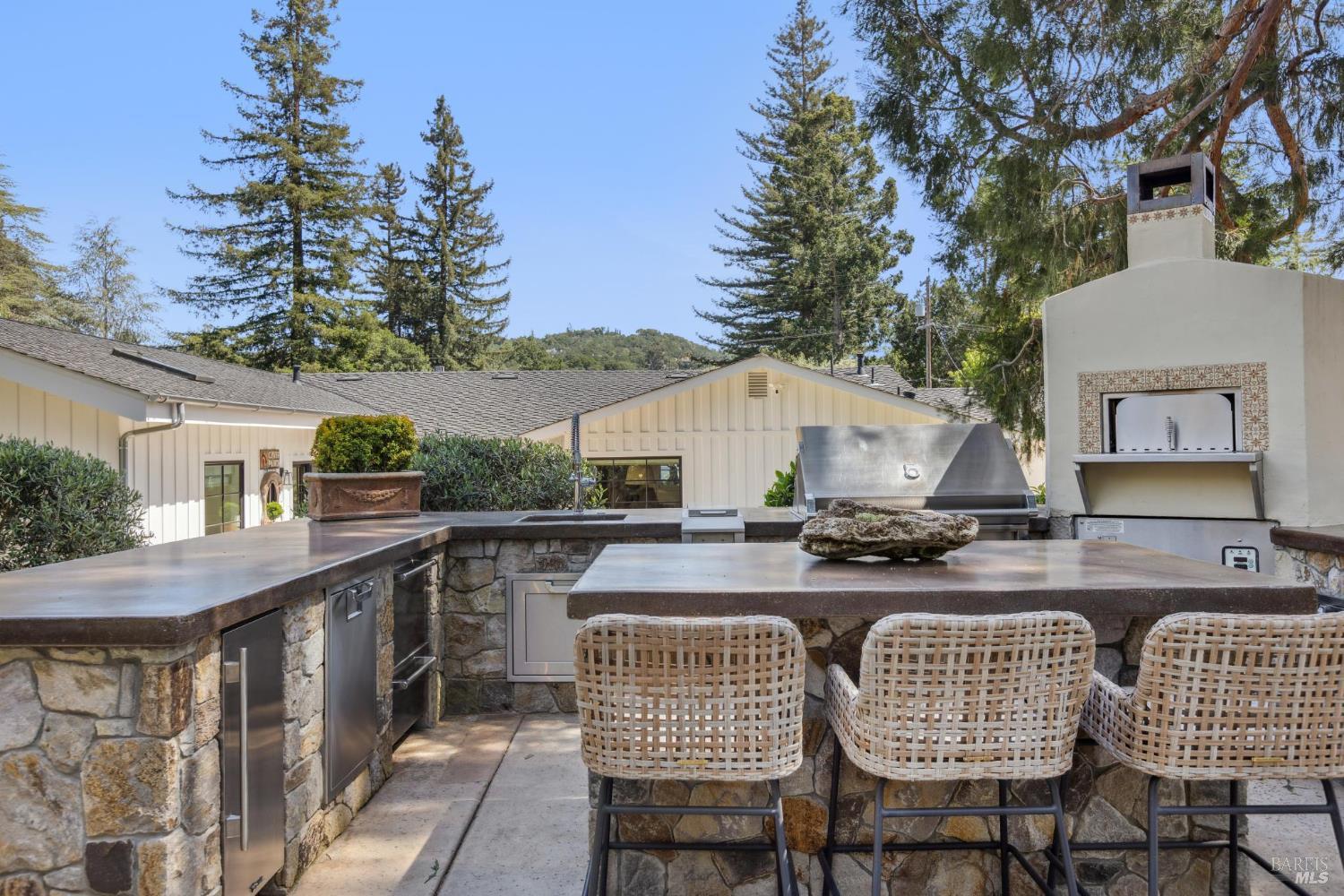Detail Gallery Image 39 of 71 For 1040 Rose Dr, Napa,  CA 94558 - 5 Beds | 4 Baths