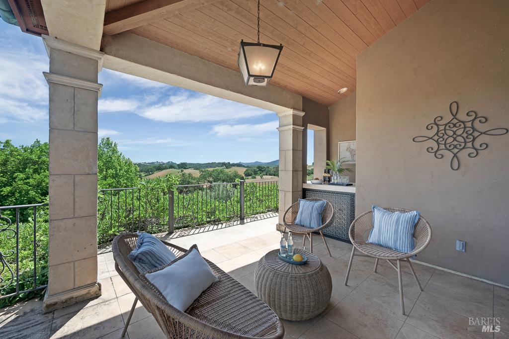 Detail Gallery Image 39 of 62 For Address Is Not Disclosed, Healdsburg,  CA 95448 - 3 Beds | 3/3 Baths