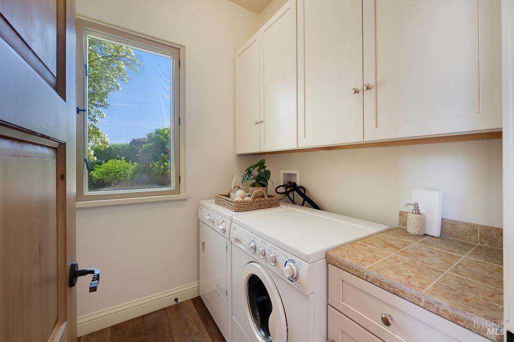 Detail Gallery Image 54 of 62 For Address Is Not Disclosed, Healdsburg,  CA 95448 - 3 Beds | 3/3 Baths