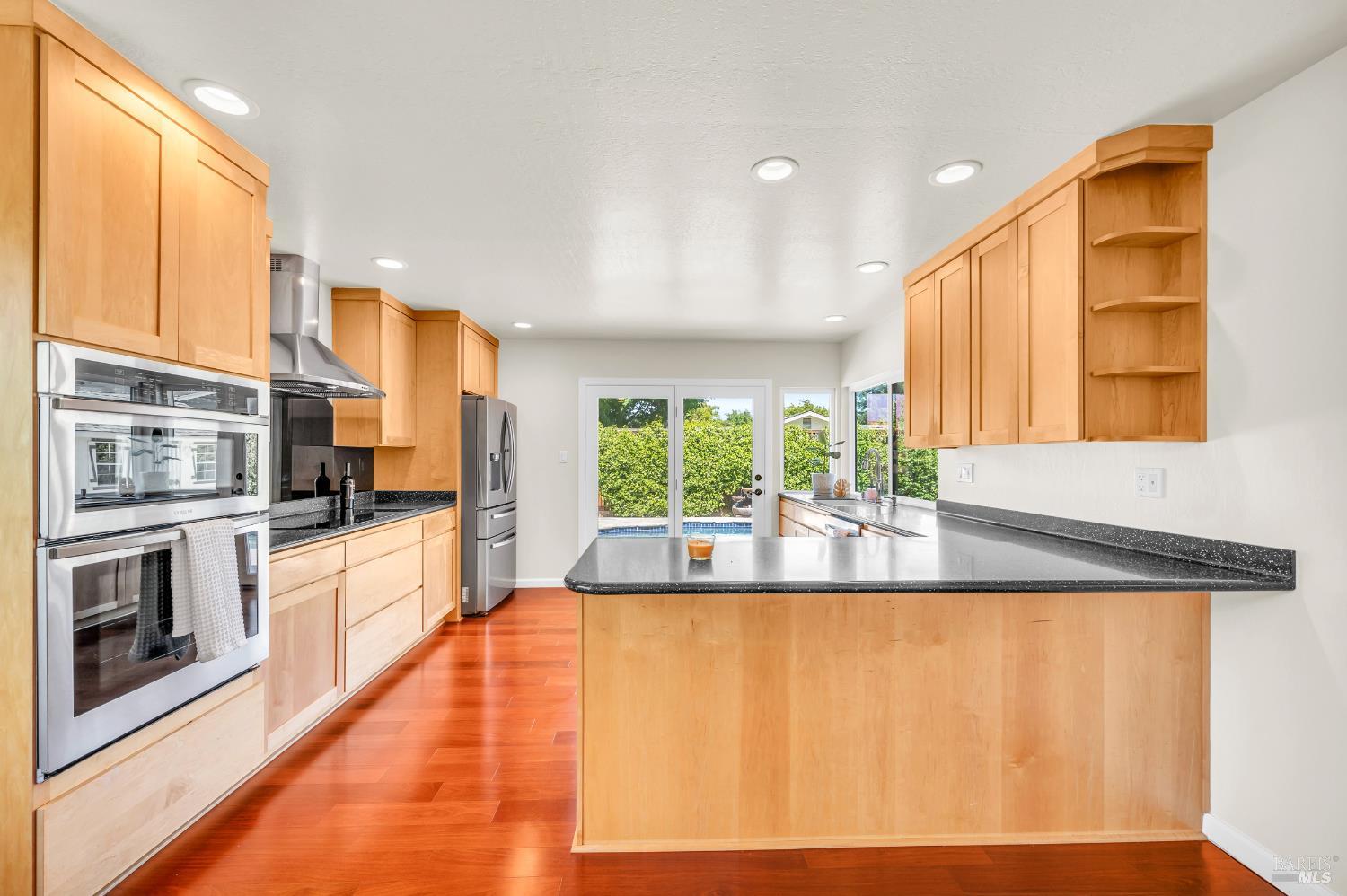 Detail Gallery Image 10 of 33 For 3730 Ruston Ln, Napa,  CA 94558 - 4 Beds | 2 Baths
