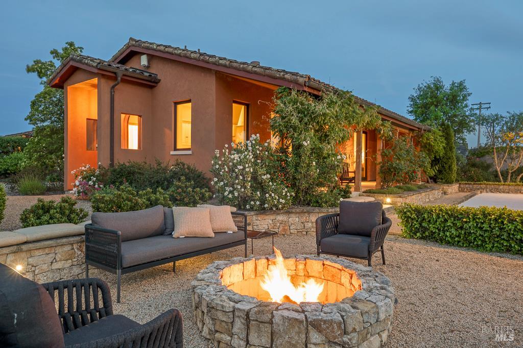 Detail Gallery Image 57 of 62 For Address Is Not Disclosed, Healdsburg,  CA 95448 - 3 Beds | 3/3 Baths