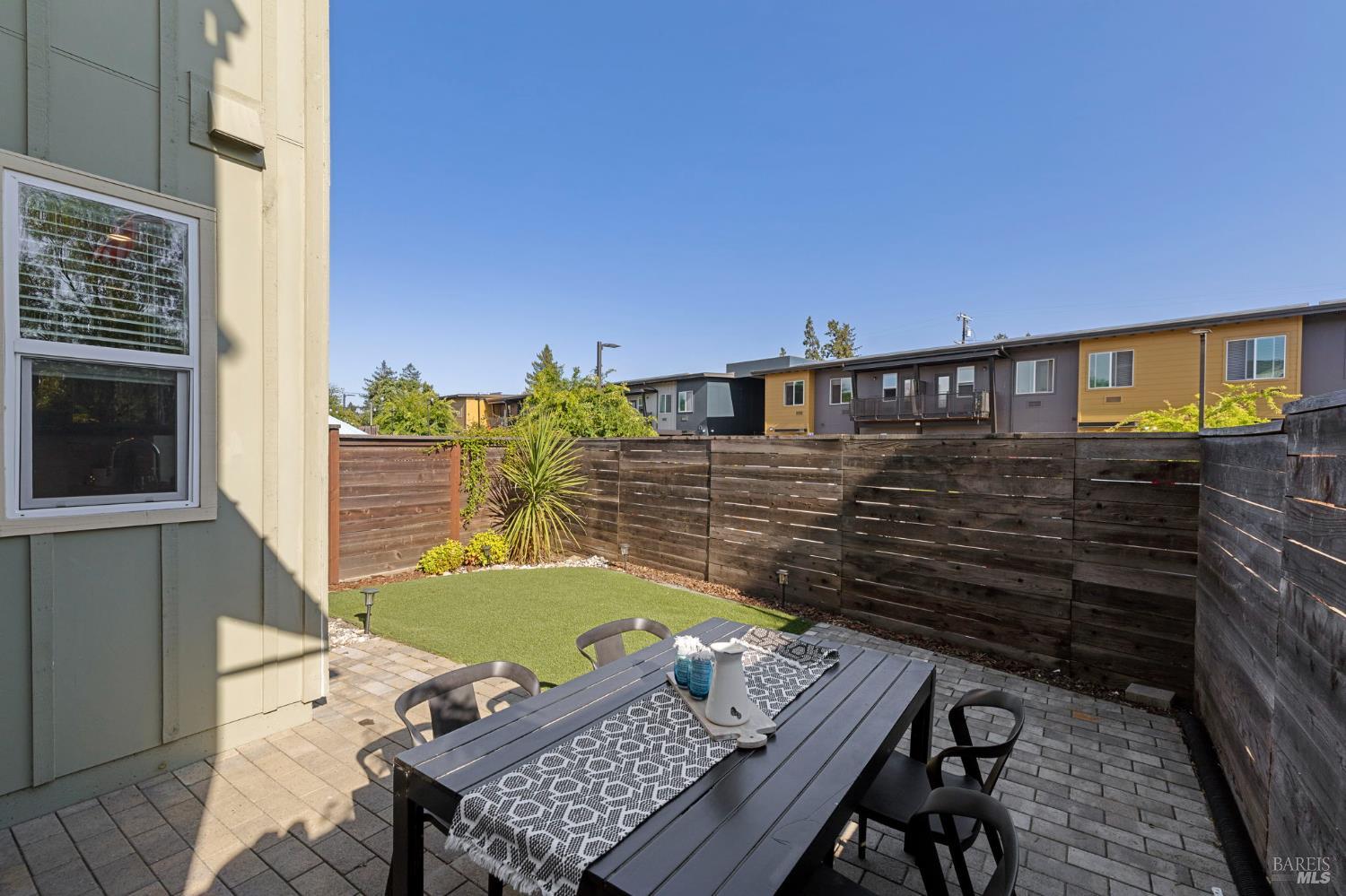 Detail Gallery Image 33 of 50 For 46 Birch Haven Way, Santa Rosa,  CA 95407 - 4 Beds | 2/1 Baths