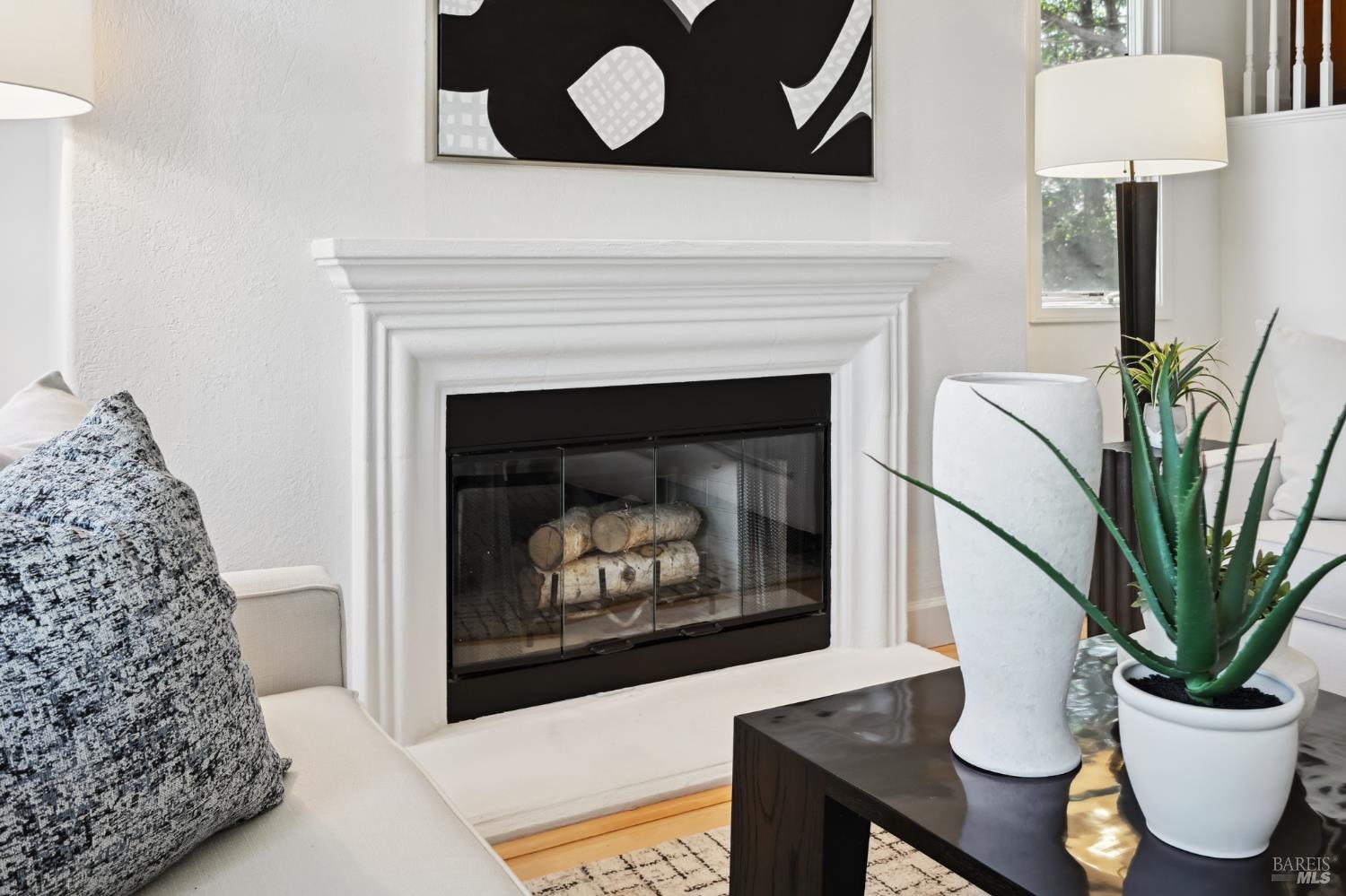 Detail Gallery Image 17 of 65 For 110 Monterey Dr, Tiburon,  CA 94920 - 5 Beds | 4/1 Baths