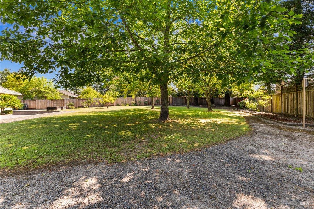 Detail Gallery Image 48 of 52 For 160 Moll Dr, Windsor,  CA 95492 - 3 Beds | 2 Baths