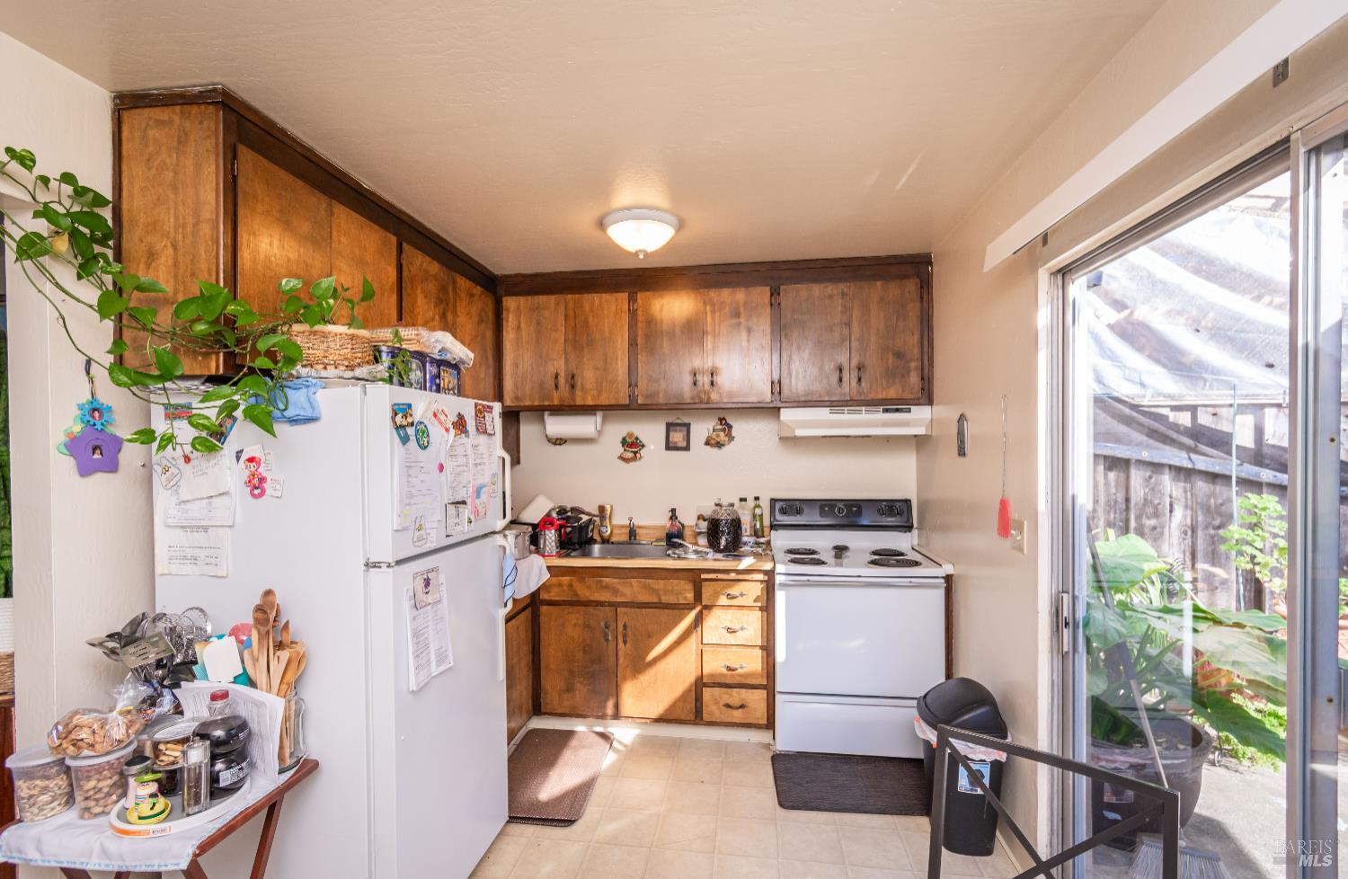 Detail Gallery Image 14 of 20 For 2190 Parrish Rd, Napa,  CA 94559 - – Beds | – Baths