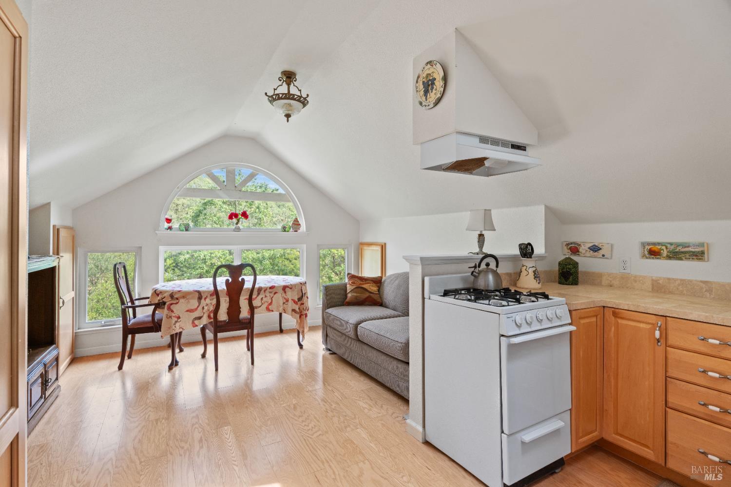 Detail Gallery Image 25 of 55 For 5081 Highway 175 Unkn, Hopland,  CA 95449 - 3 Beds | 2 Baths