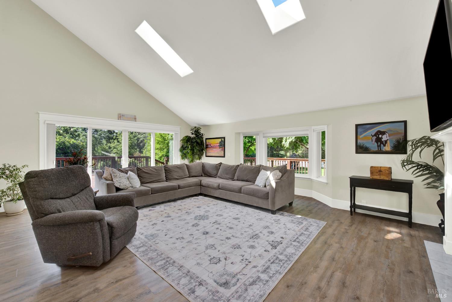 Detail Gallery Image 20 of 98 For 6869 Steiger Hill Rd, Vacaville,  CA 95688 - 4 Beds | 3 Baths