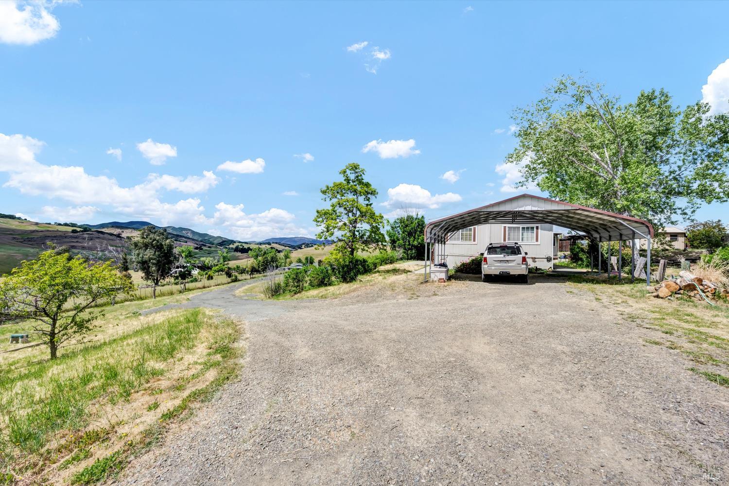 Detail Gallery Image 5 of 46 For 4538 Hill Rd, Lakeport,  CA 95453 - 2 Beds | 2 Baths